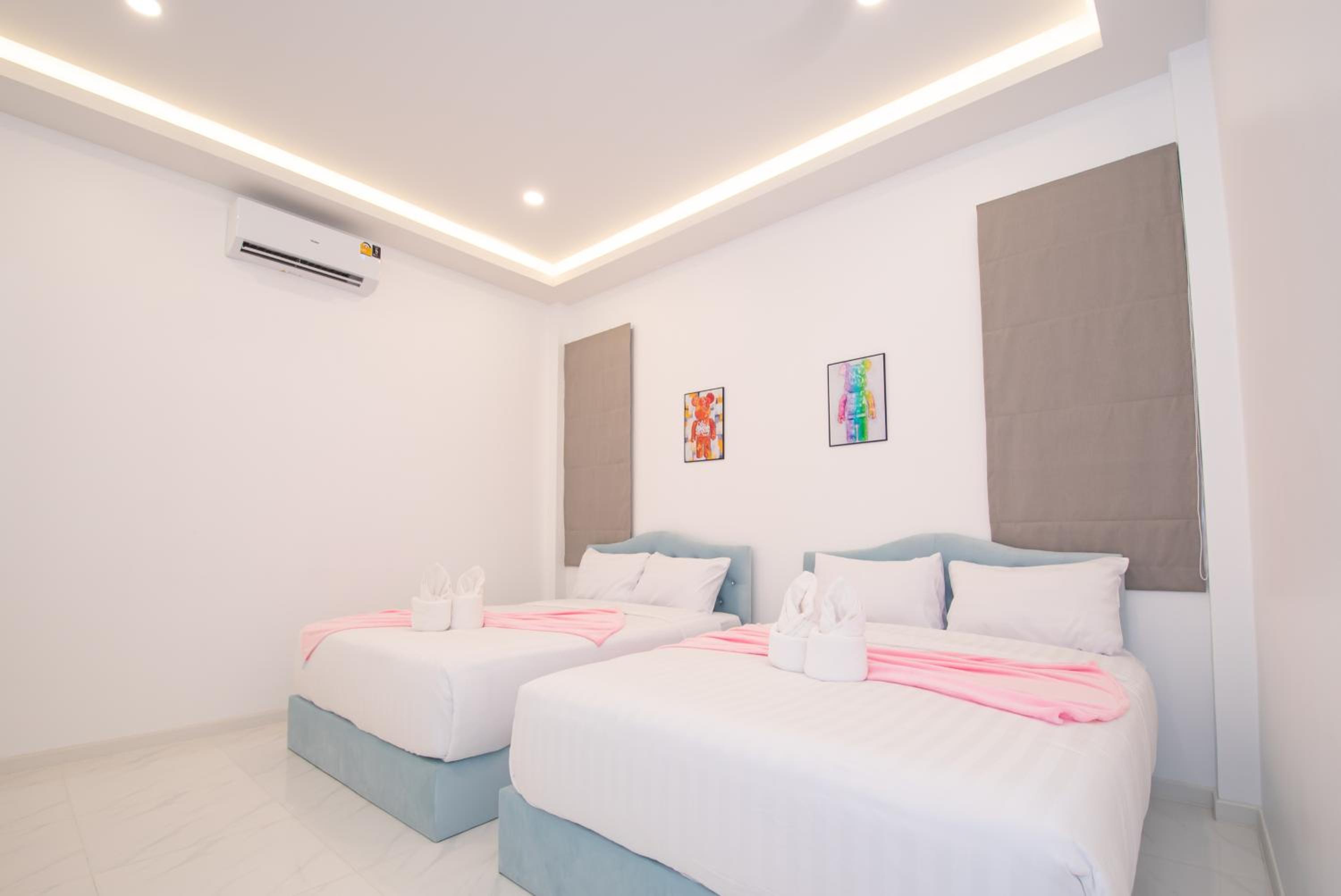 Mina Pool Villa