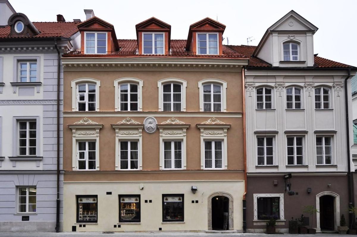 Golden Apartments - Great Location- Warsaw Stays-F14