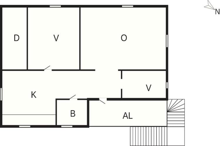 Family-Friendly Apartment by the Sea