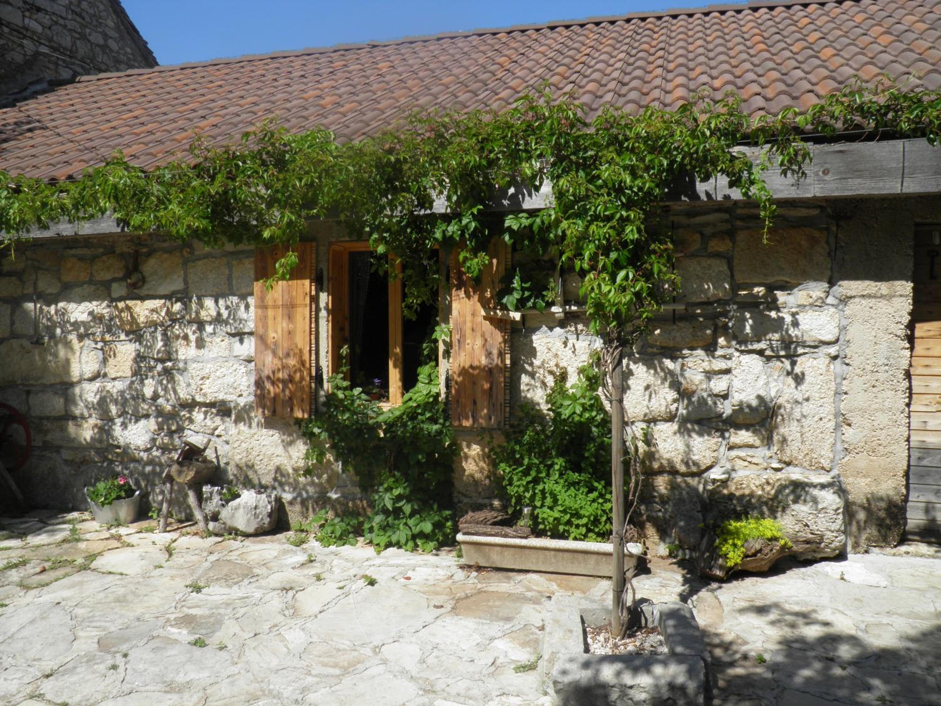 Photo 40