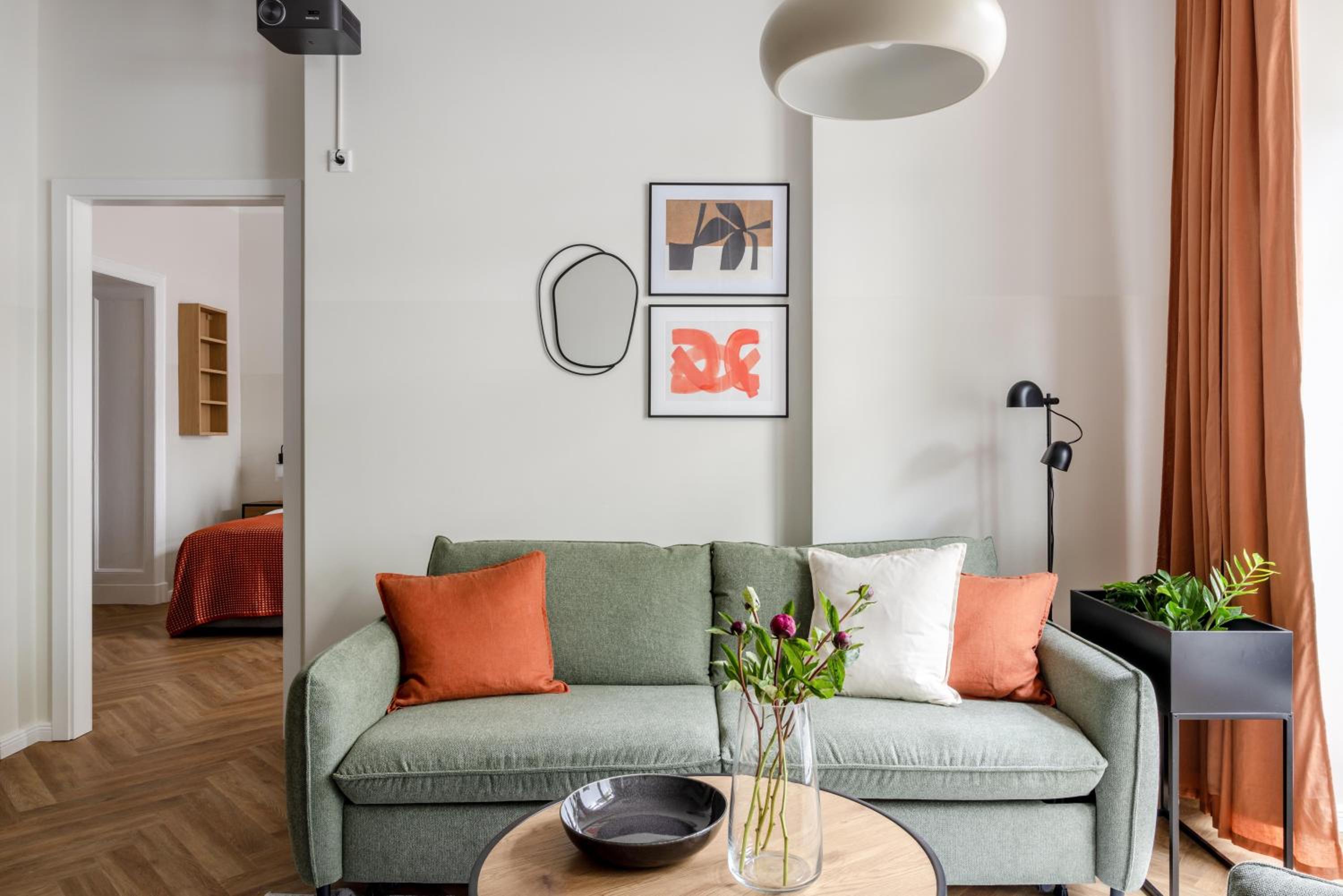 oompH Berlin Minimalist & Mighty - 1 BR hosting up to 6