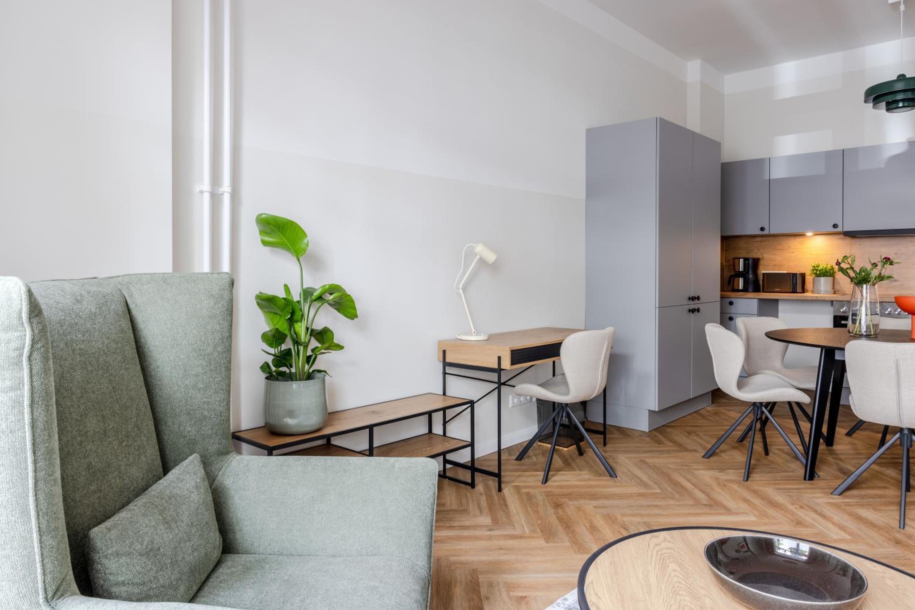 oompH Berlin Minimalist & Mighty - 1 BR hosting up to 6