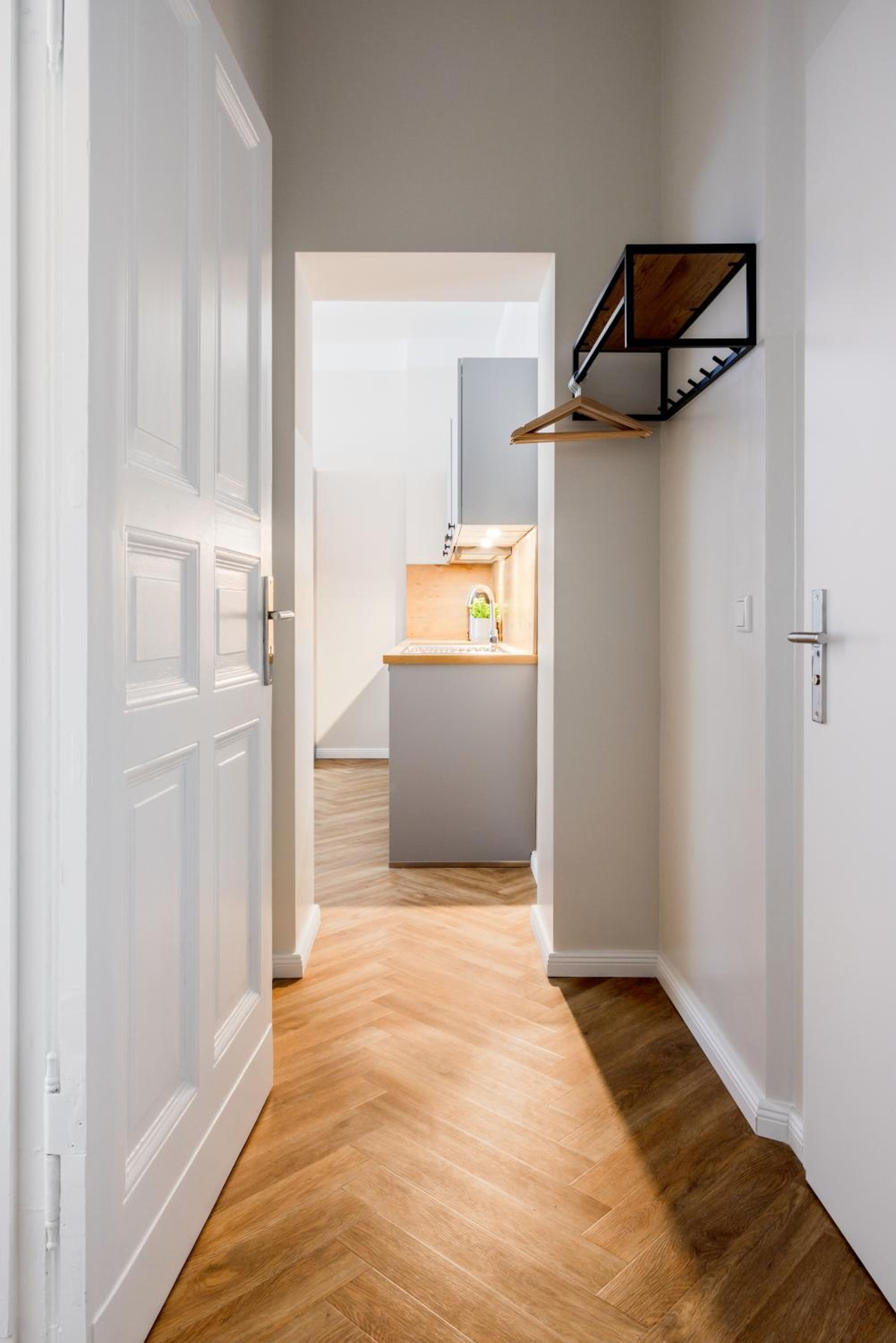 oompH Berlin Minimalist & Mighty - 1 BR hosting up to 6