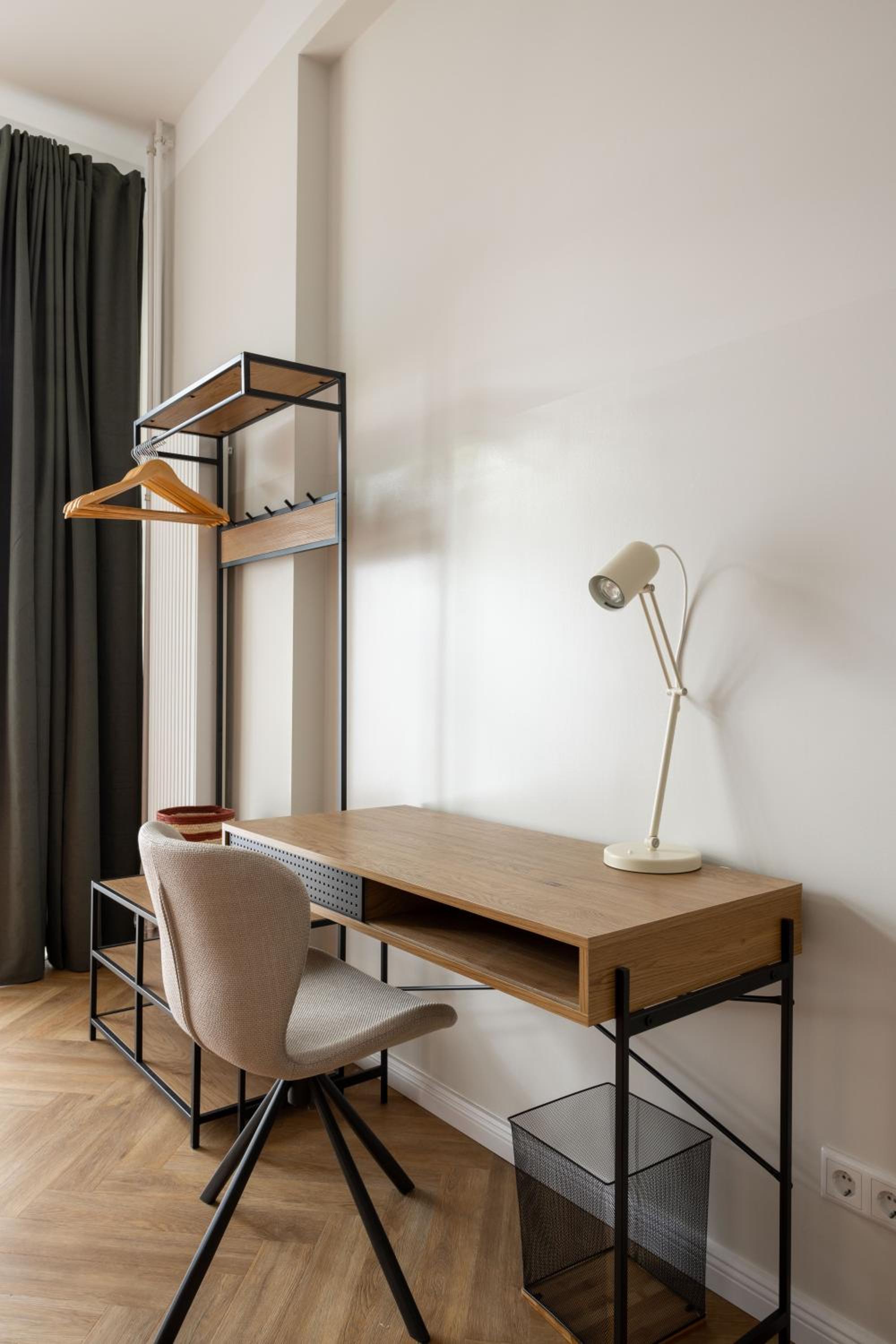 oompH Berlin Minimalist & Mighty - 1 BR hosting up to 6