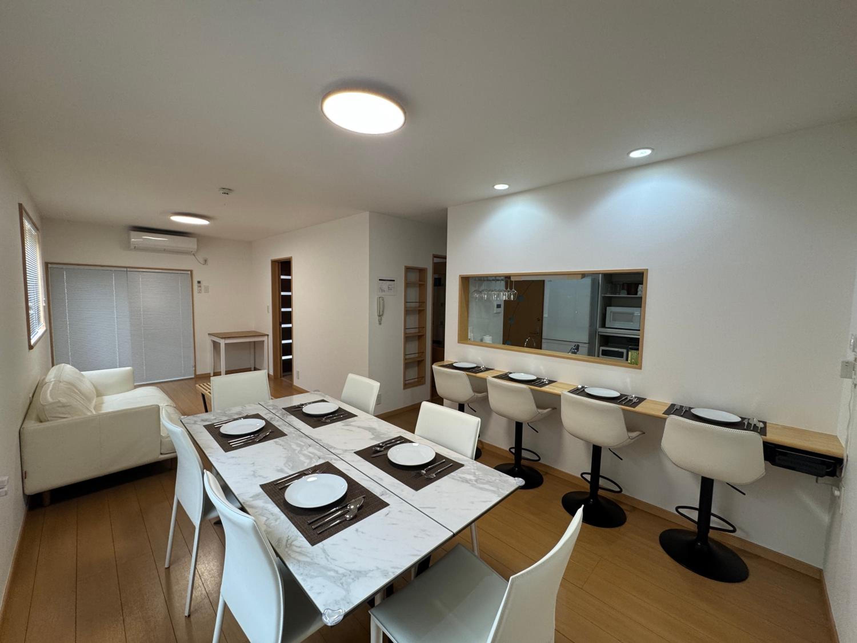 5 Minutes Train to Haneda Airport 2 Bedrooms 5 Beds Fully Equipped 2 Story Private House