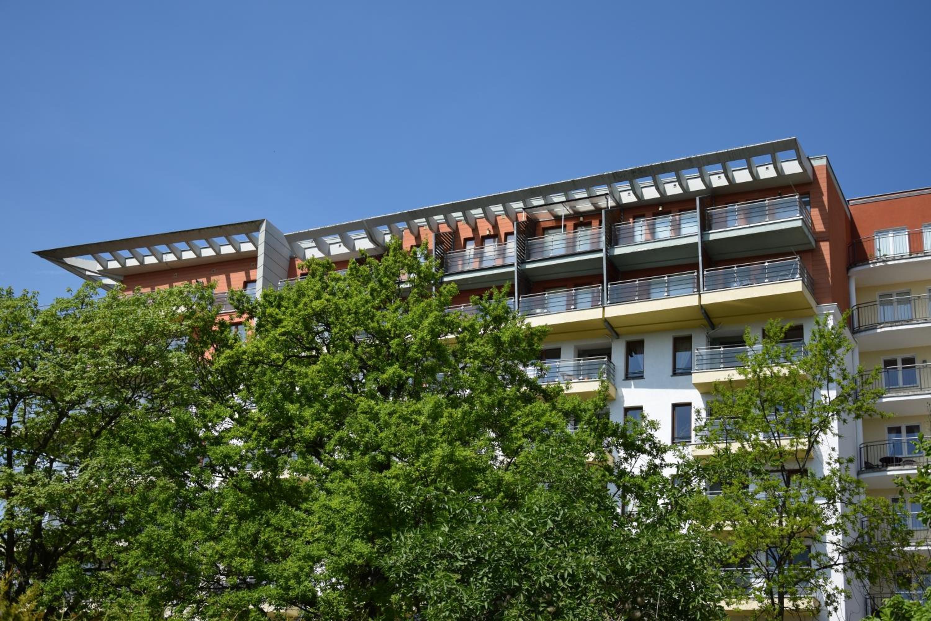 APT Nadmorskie - duże apartamenty blisko molo i plaży - main view