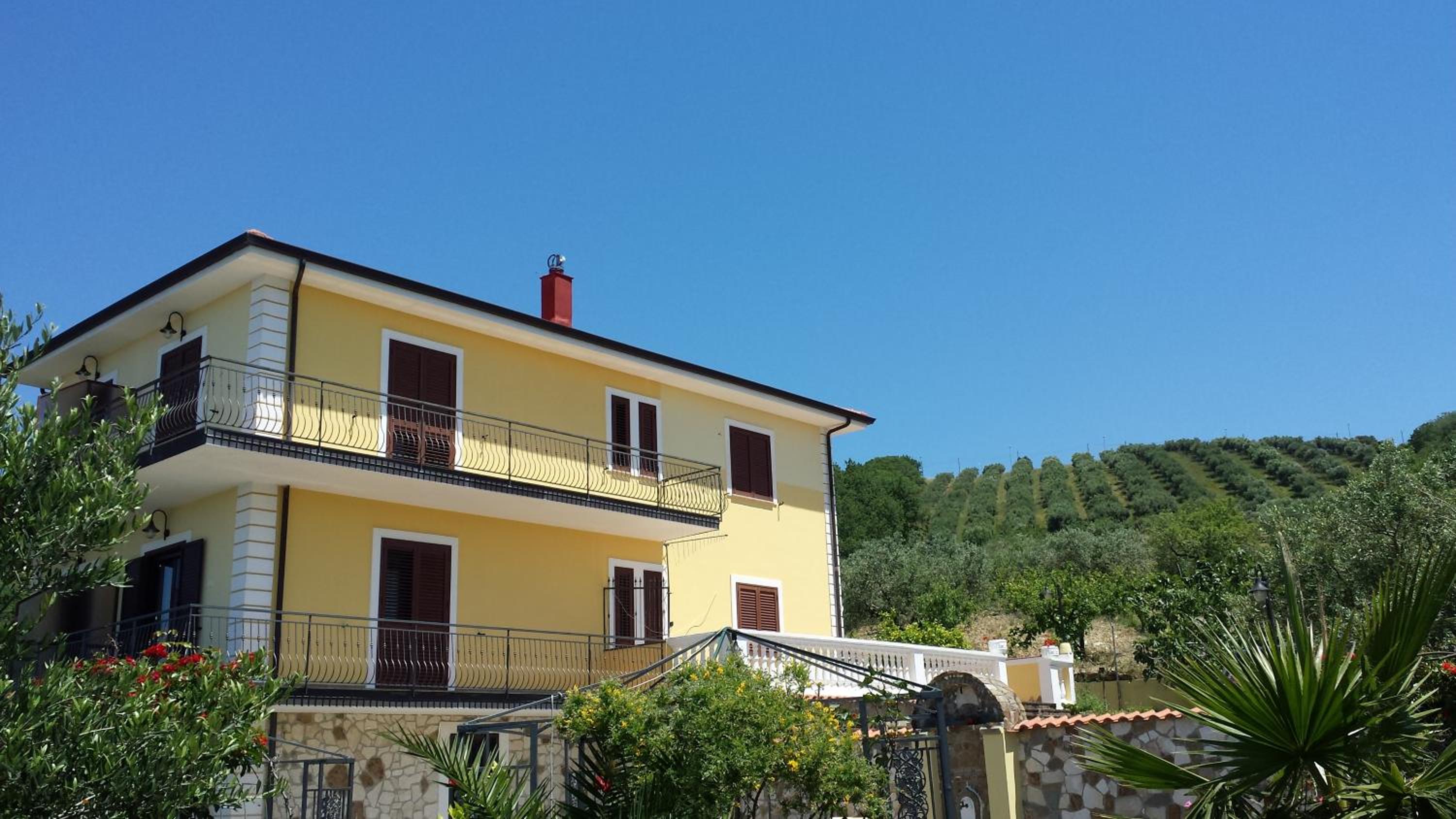 Villa Malandrino Guest House