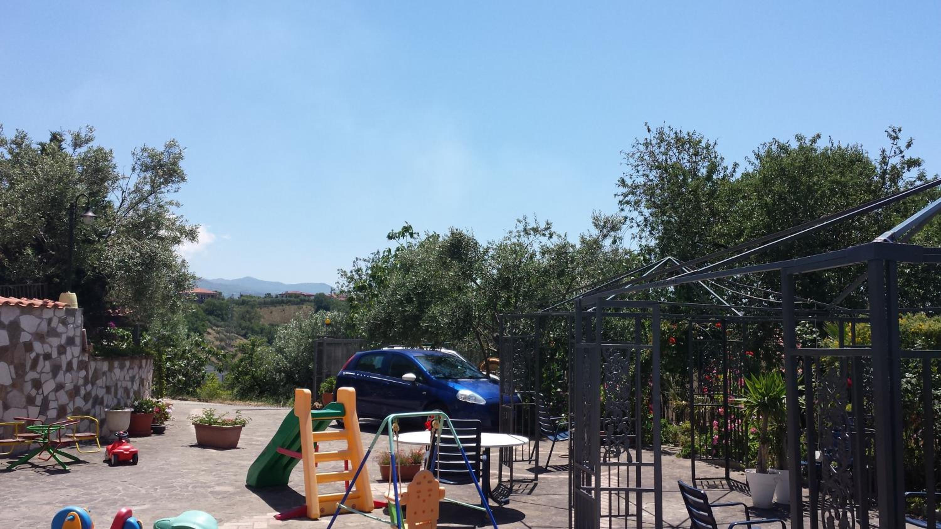Villa Malandrino Guest House