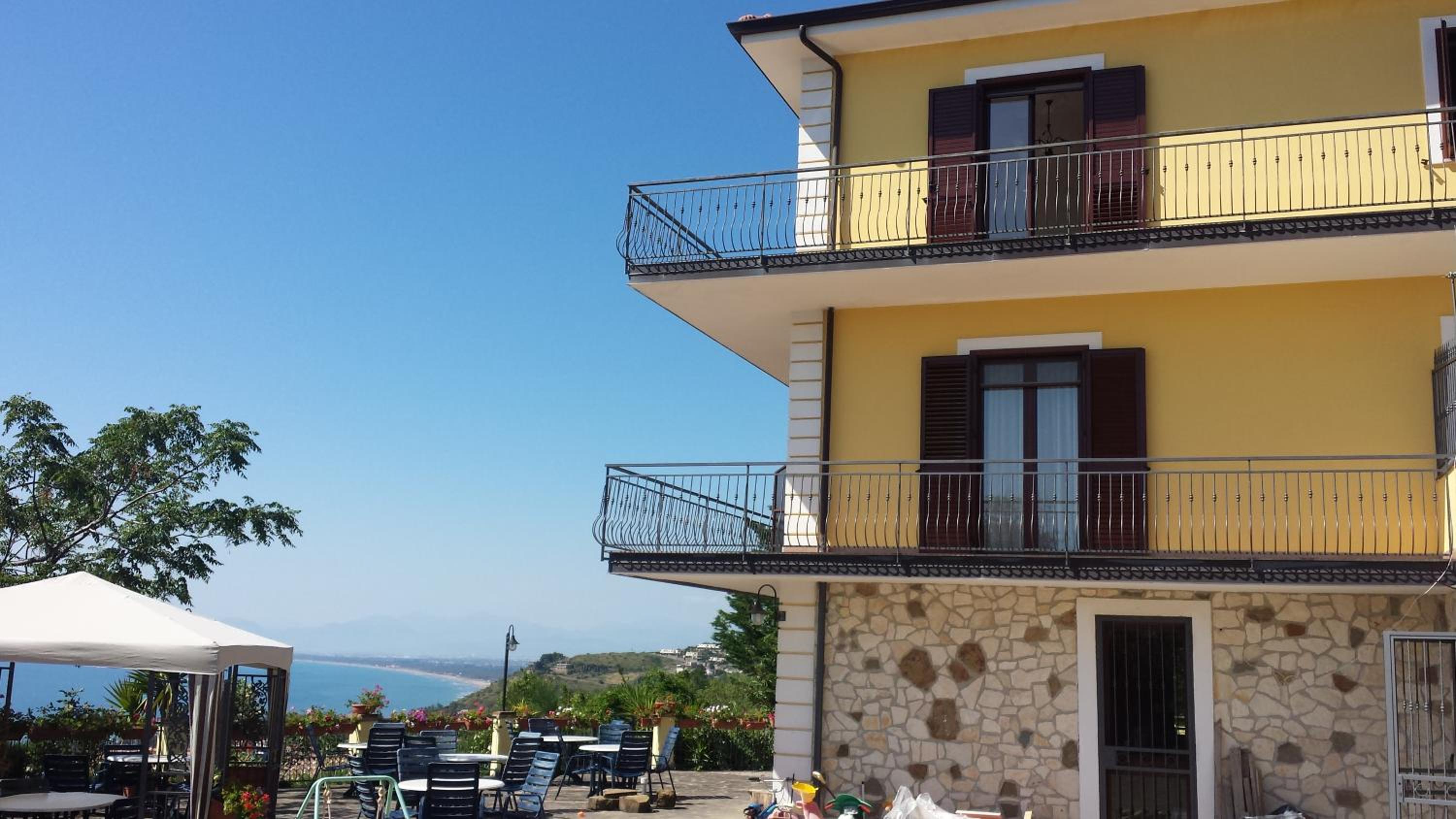 Villa Malandrino Guest House