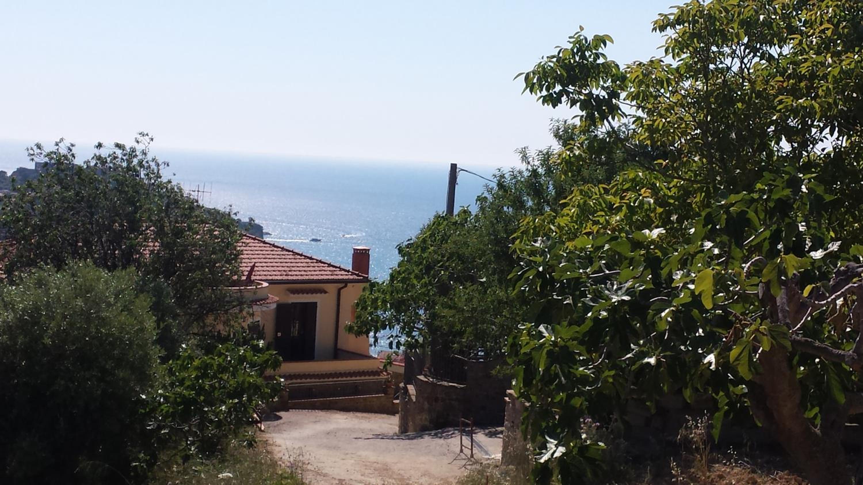 Villa Malandrino Guest House