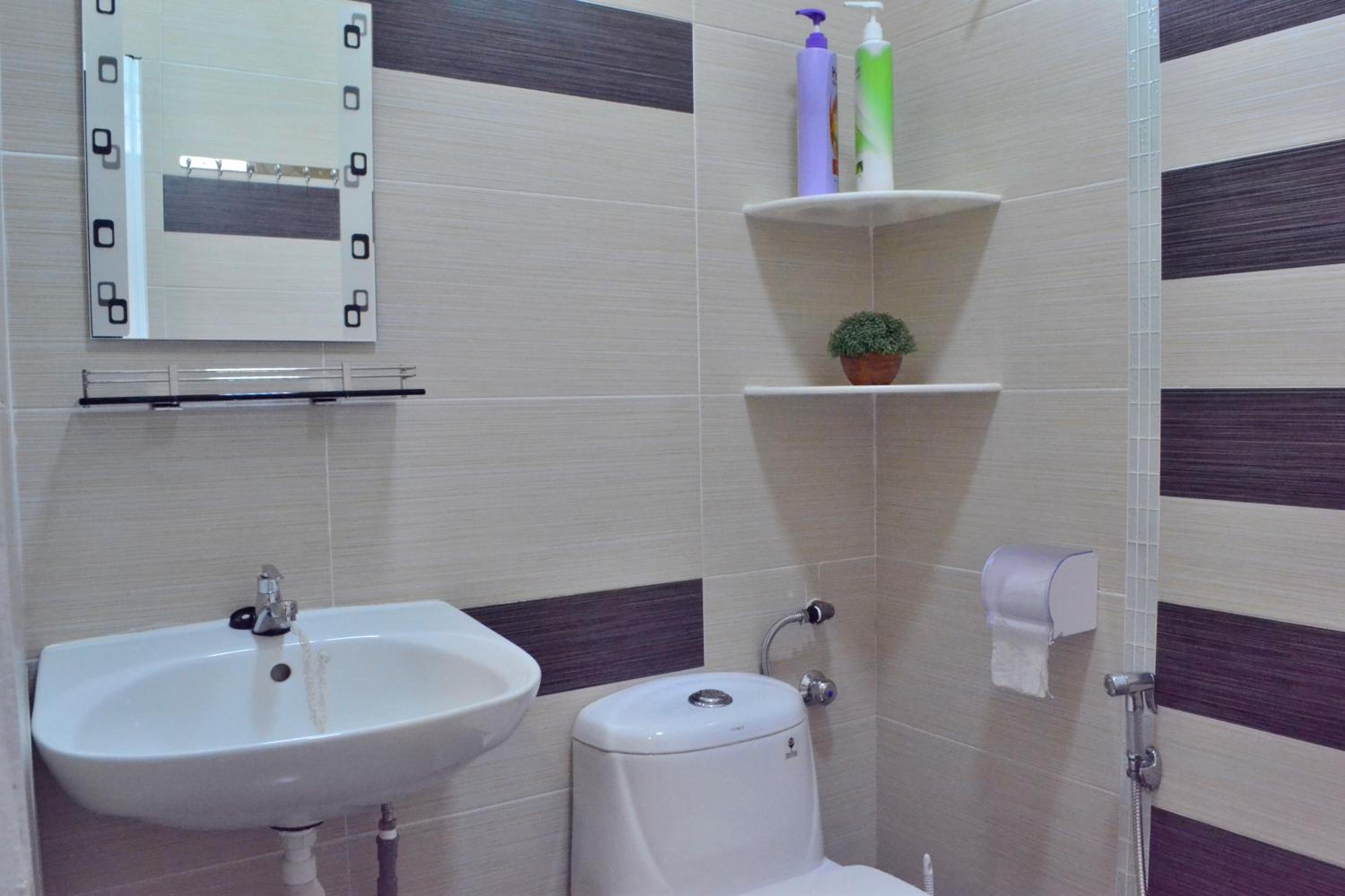 H&H 1 Guest House, photo 20
