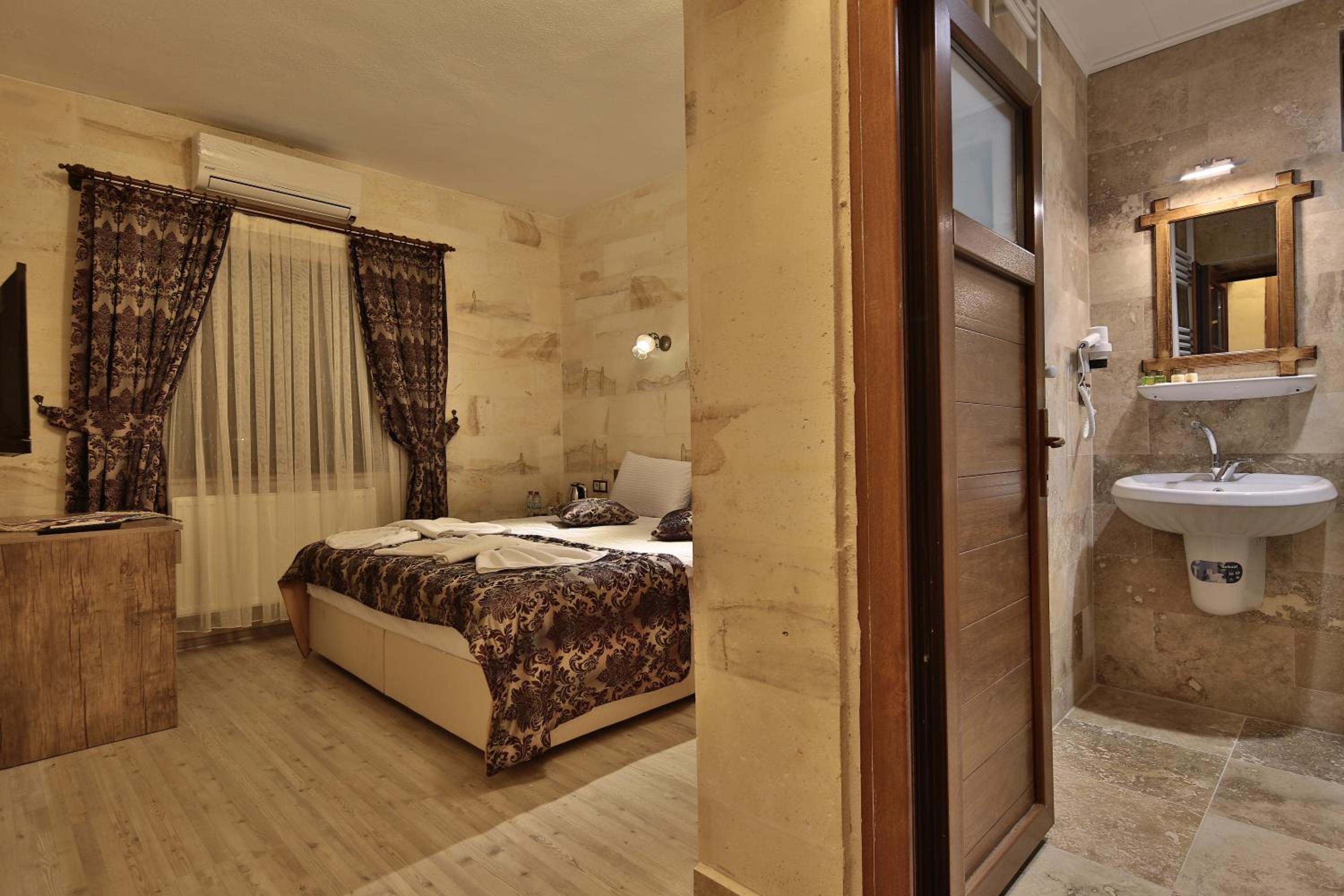 Yusuf Bey Evleri - Image 43