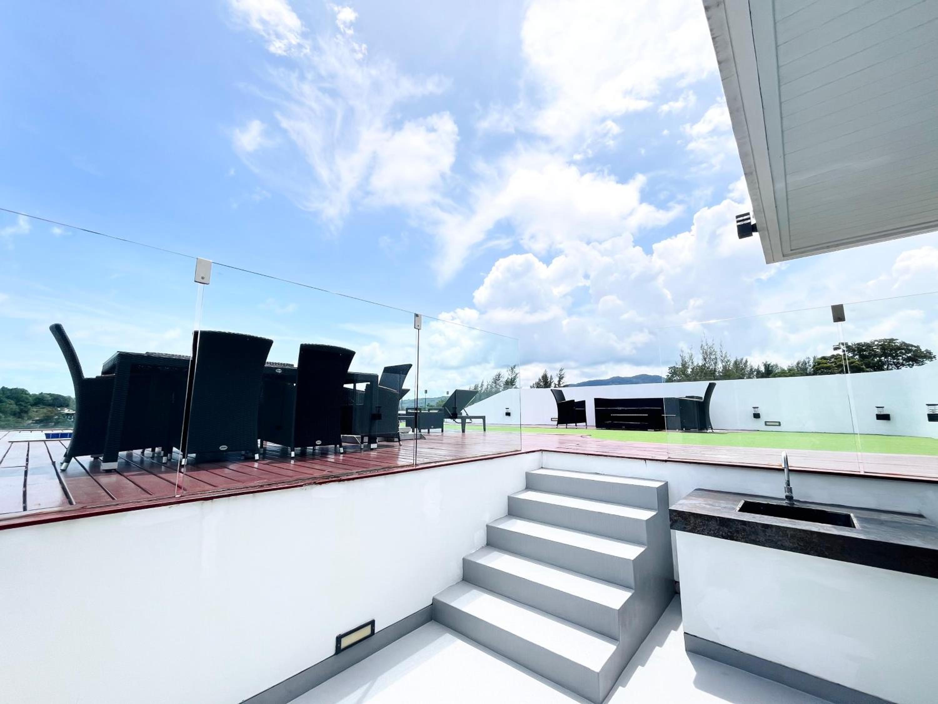 Twin Sands Resort Penthouse