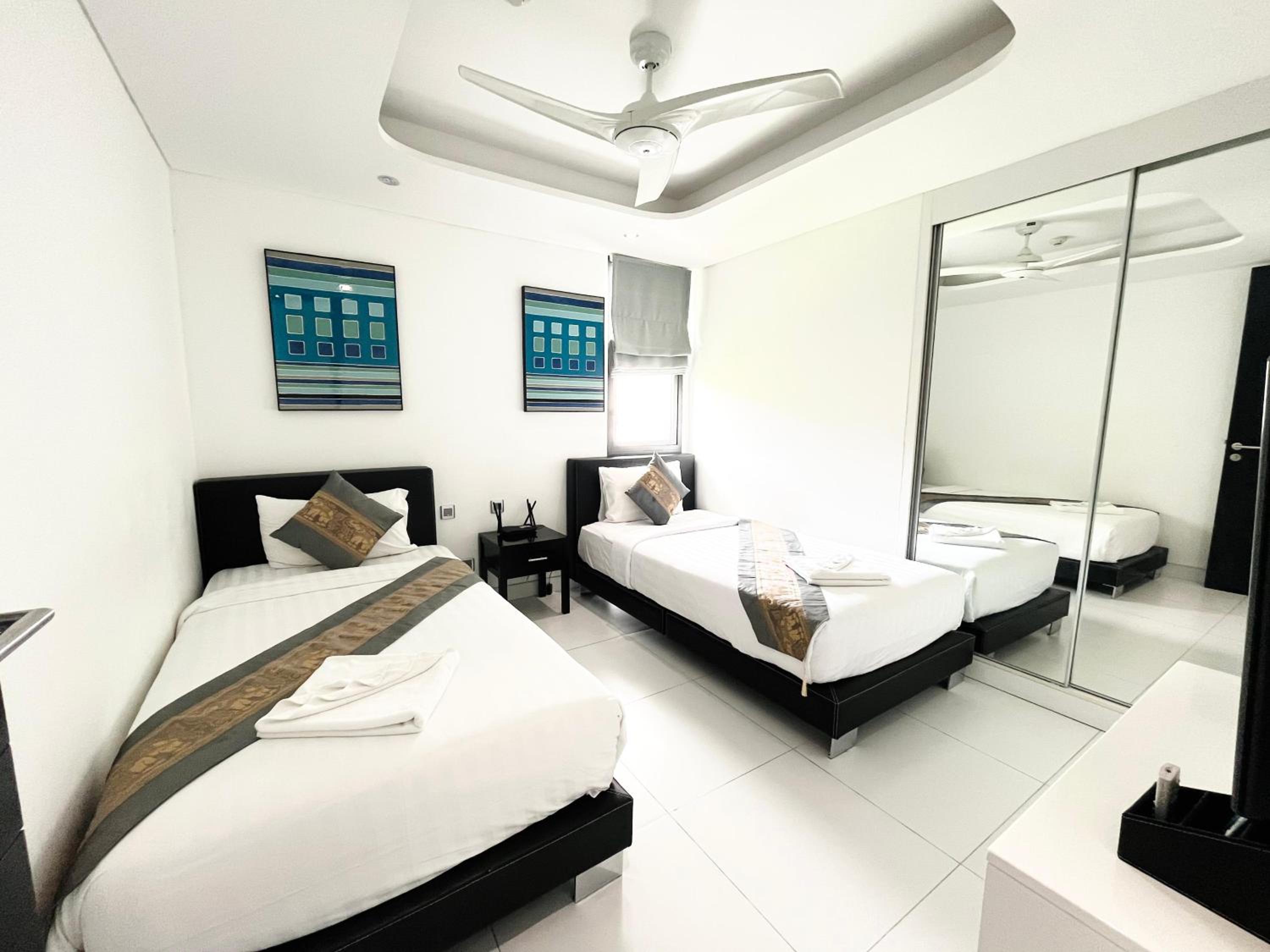 Twin Sands Resort Penthouse