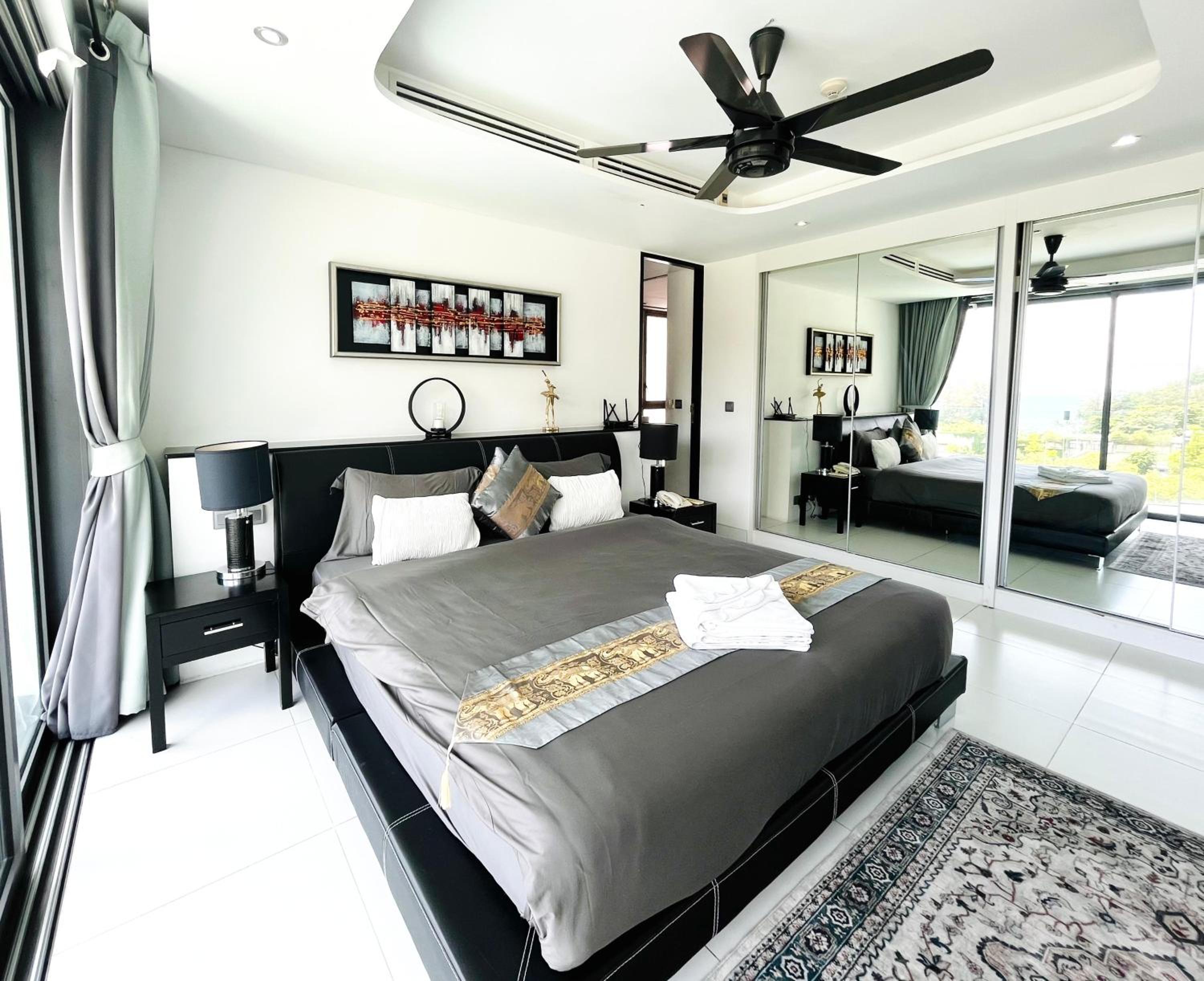 Twin Sands Resort Penthouse