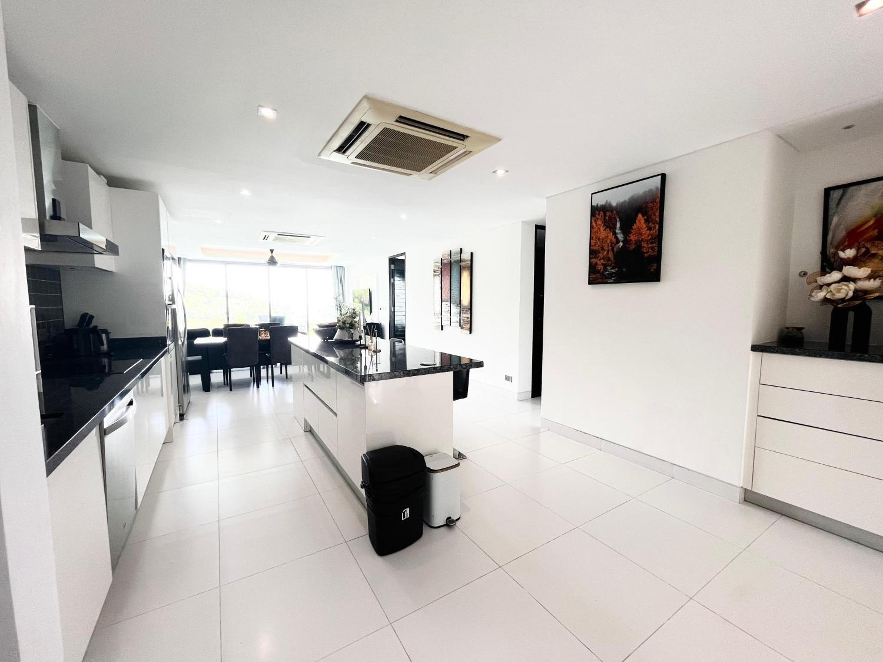 Twin Sands Resort Penthouse