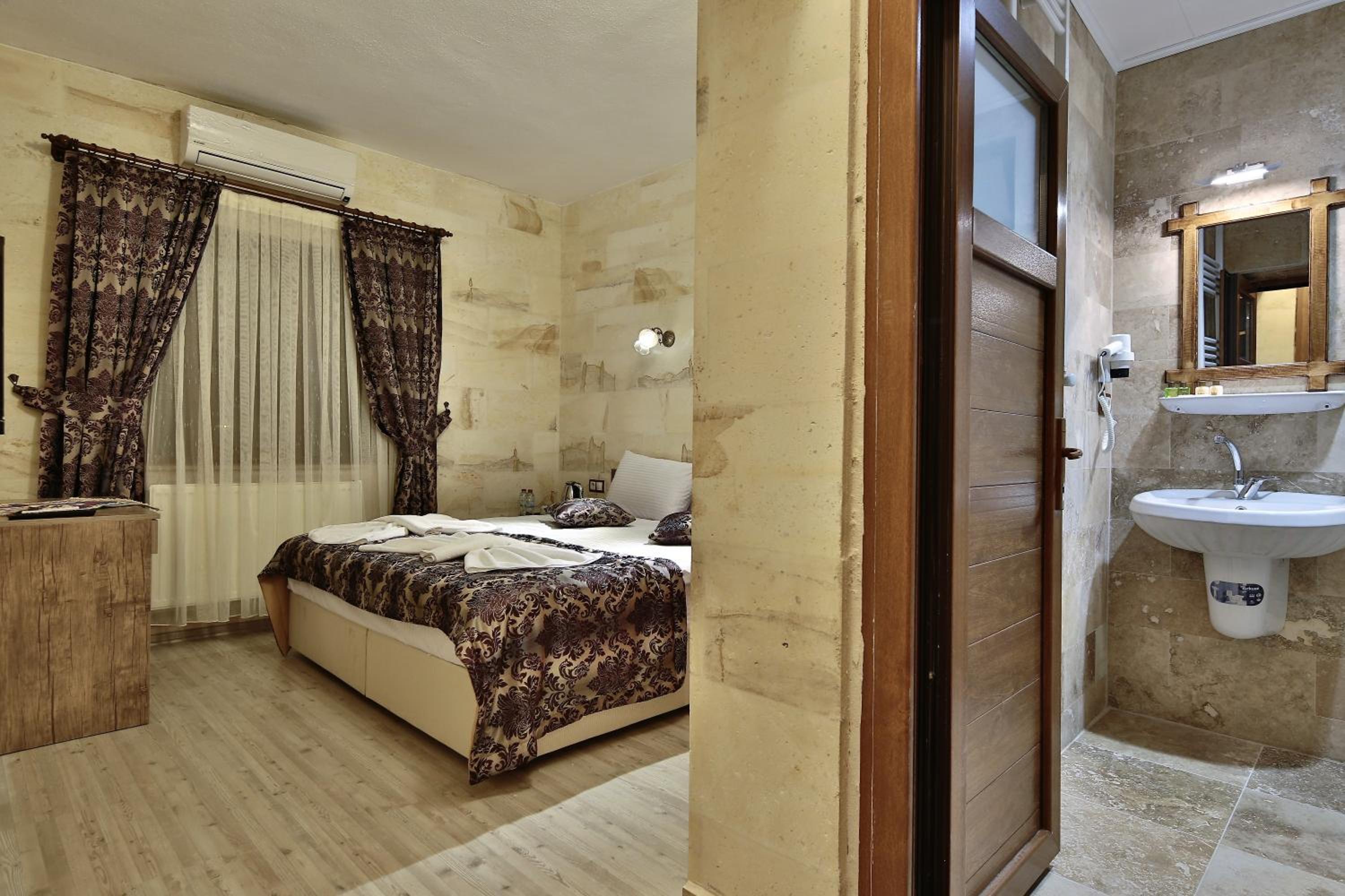 Yusuf Bey Evleri - Image 53