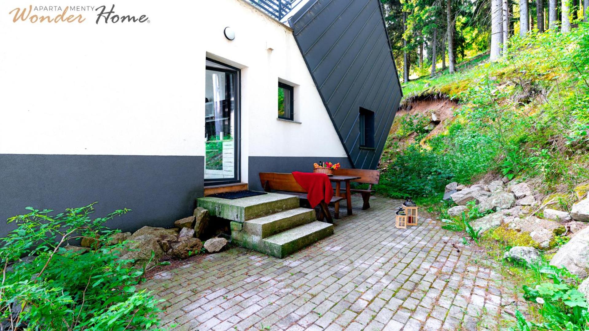 Wonder Home- blisko szlaków, z trasami i pięknym widokiem