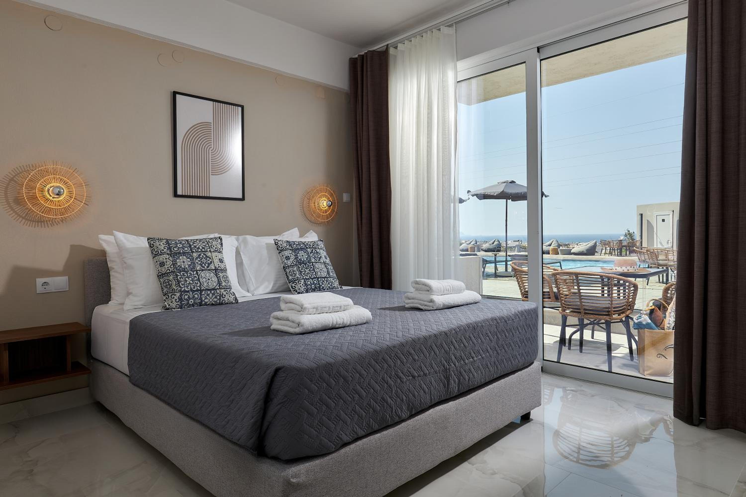 Mila Malia Suites