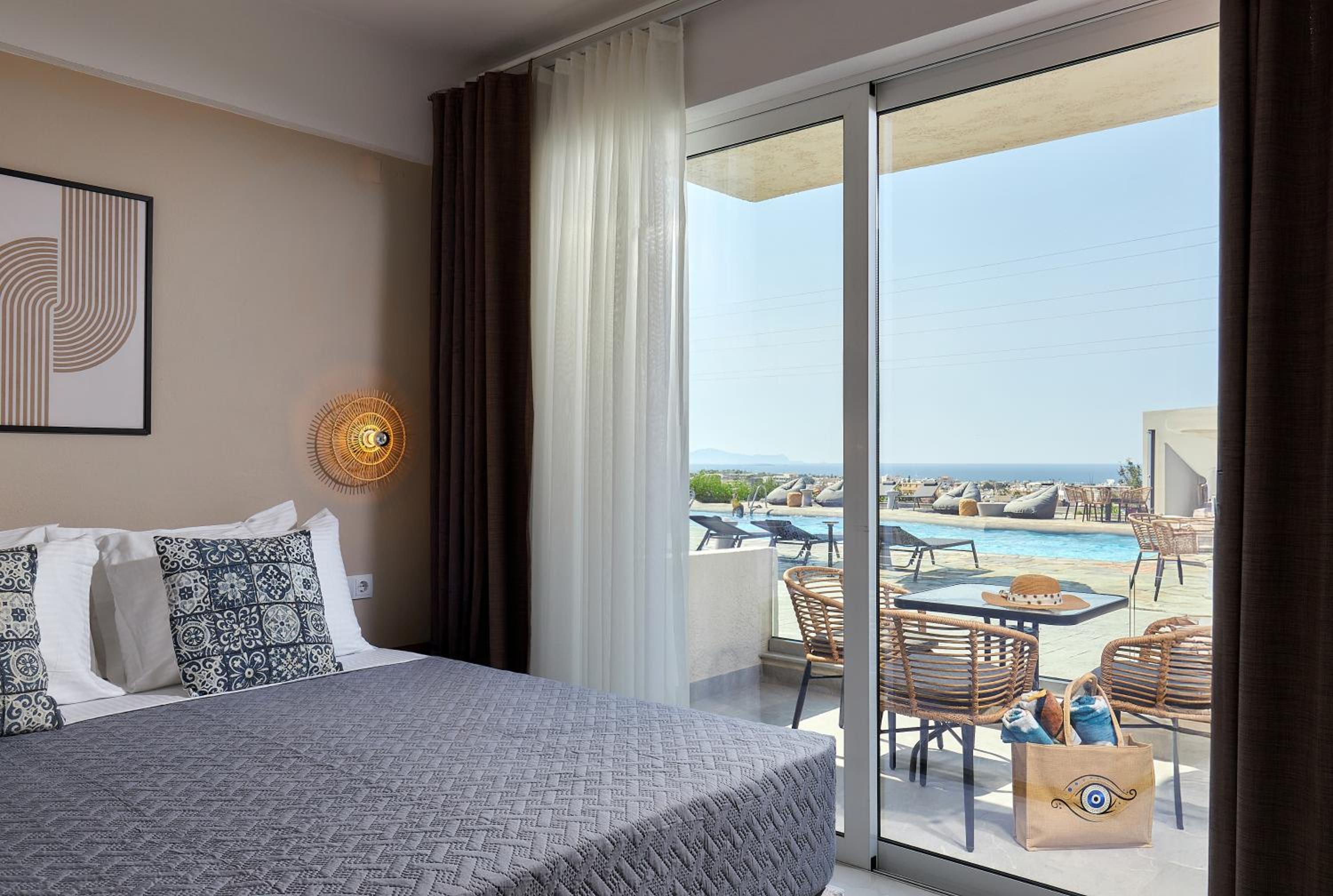 Mila Malia Suites