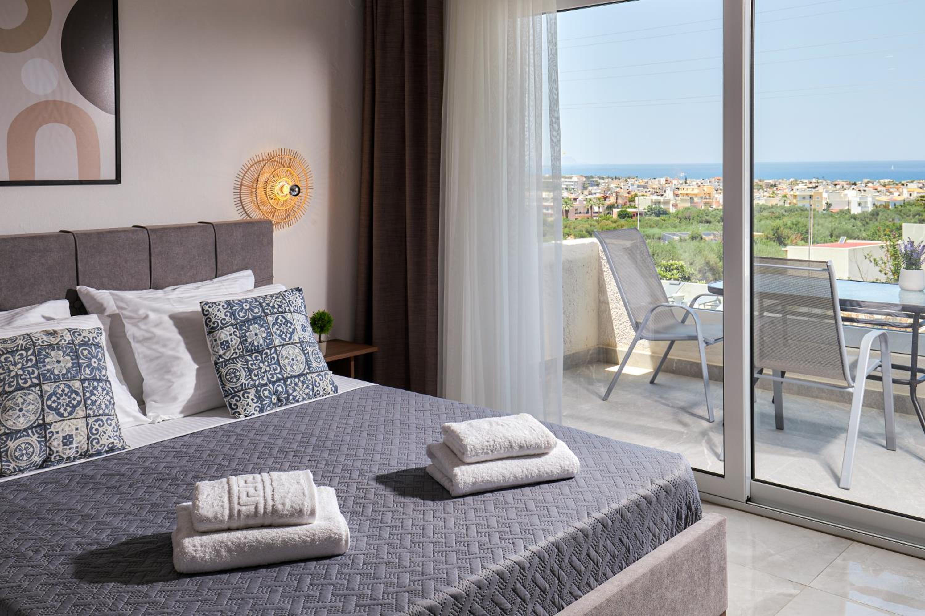 Mila Malia Suites