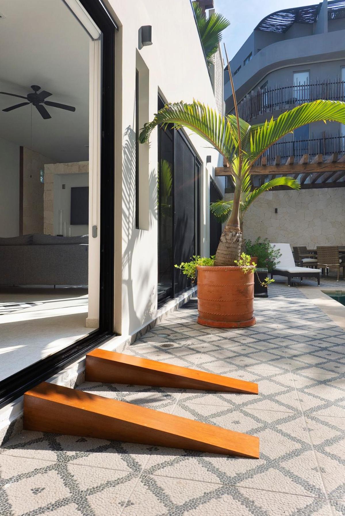 Aesthetic luxury villa in prestige zone Aldea Zama