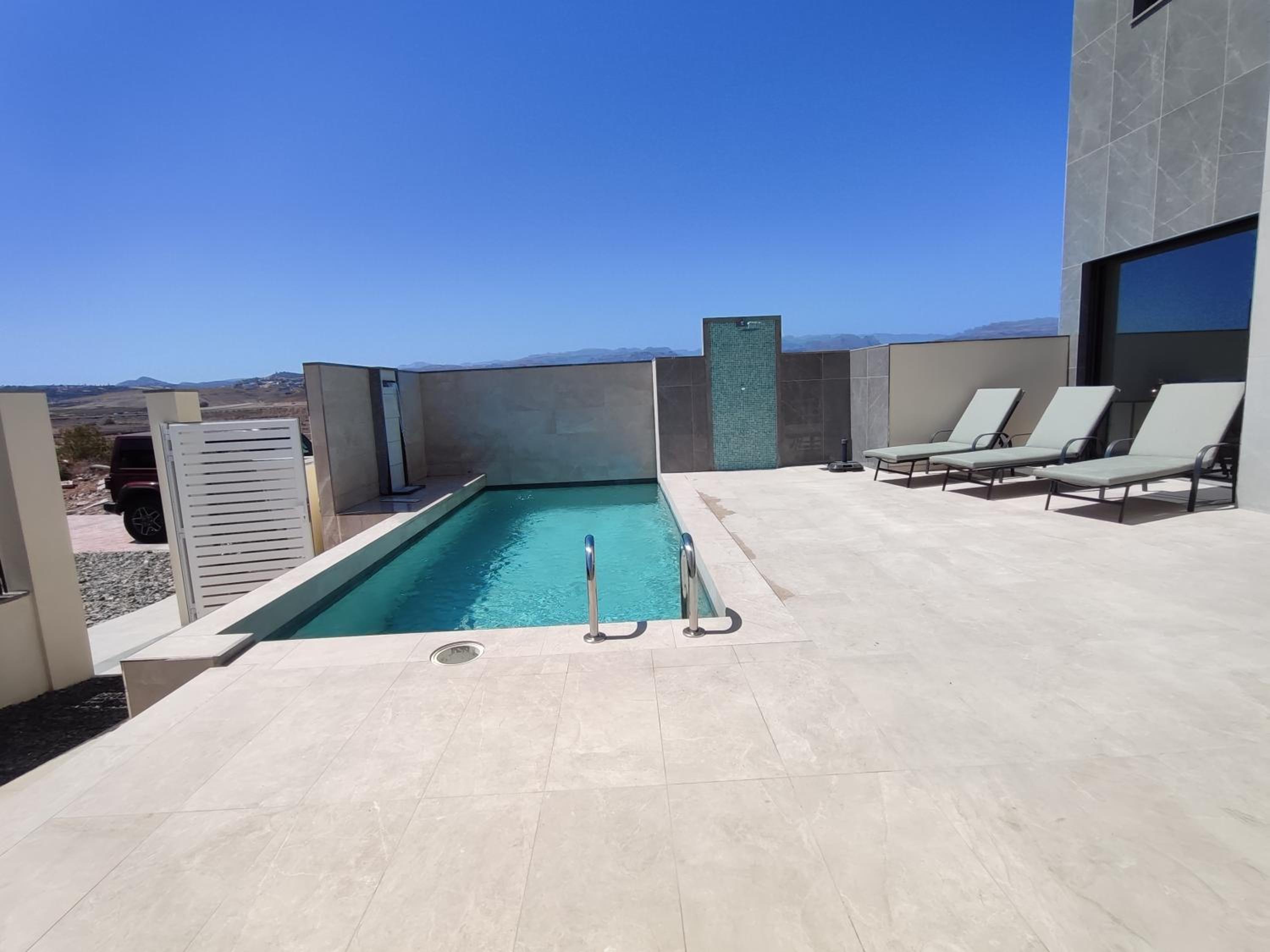 VillasRoyale Rex - no steps, easy access, heated pool & BBQ