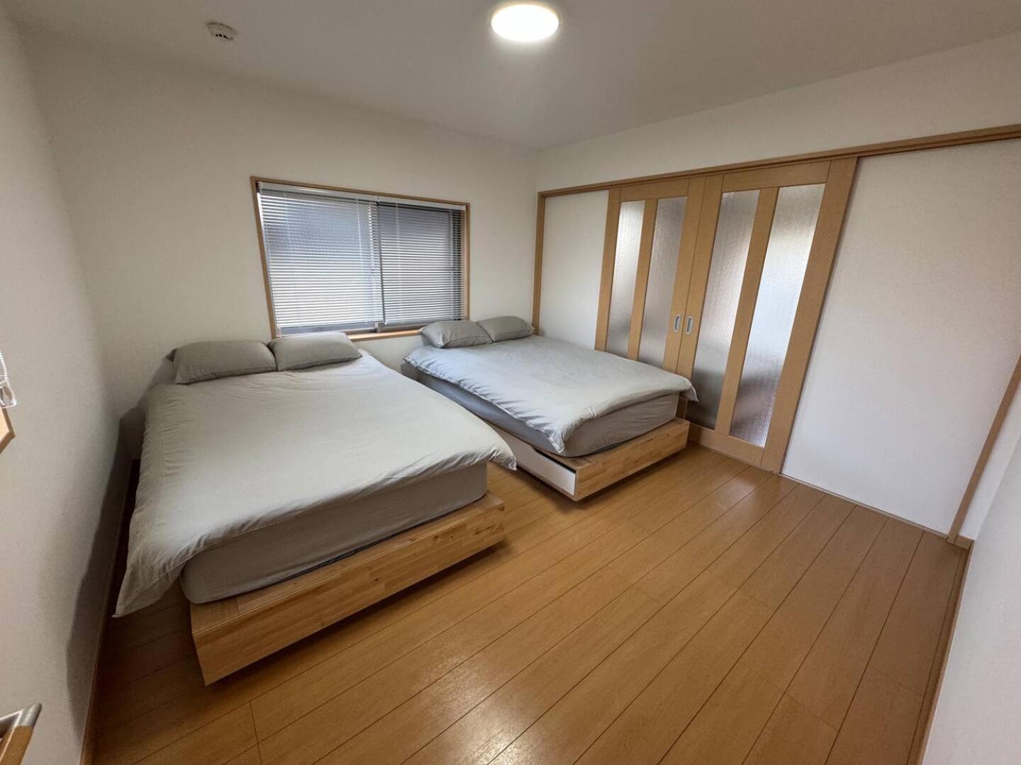 5 Minutes Train to Haneda Airport 2 Bedrooms 5 Beds Fully Equipped 2 Story Private House