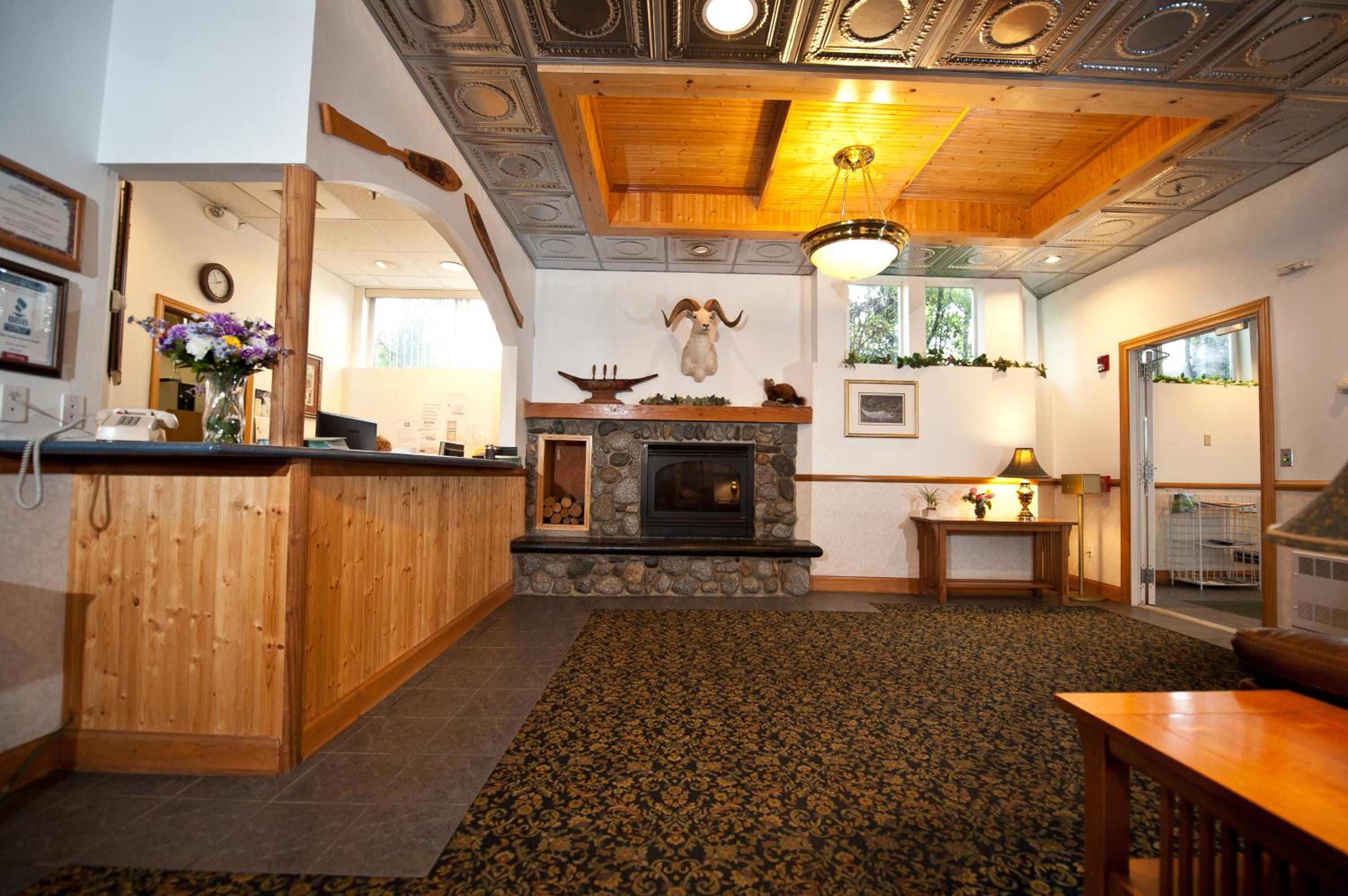 Juneau Vacations - Frontier Suites Hotel in Juneau - Property Image 11