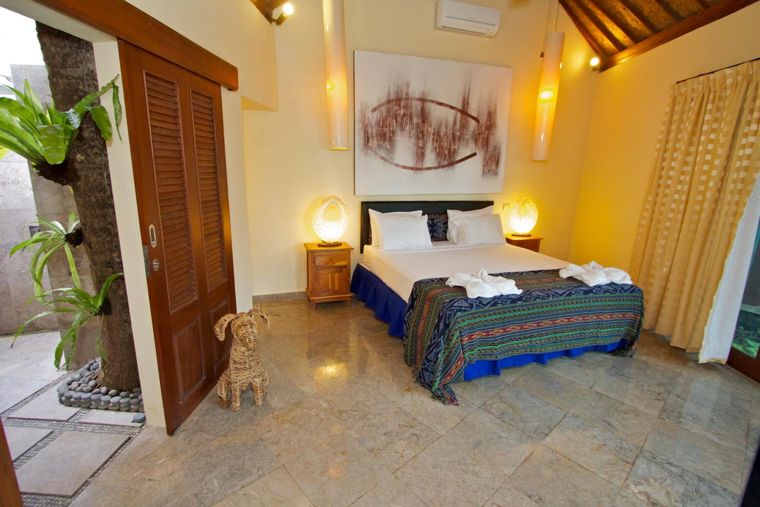 Bayshore Villa