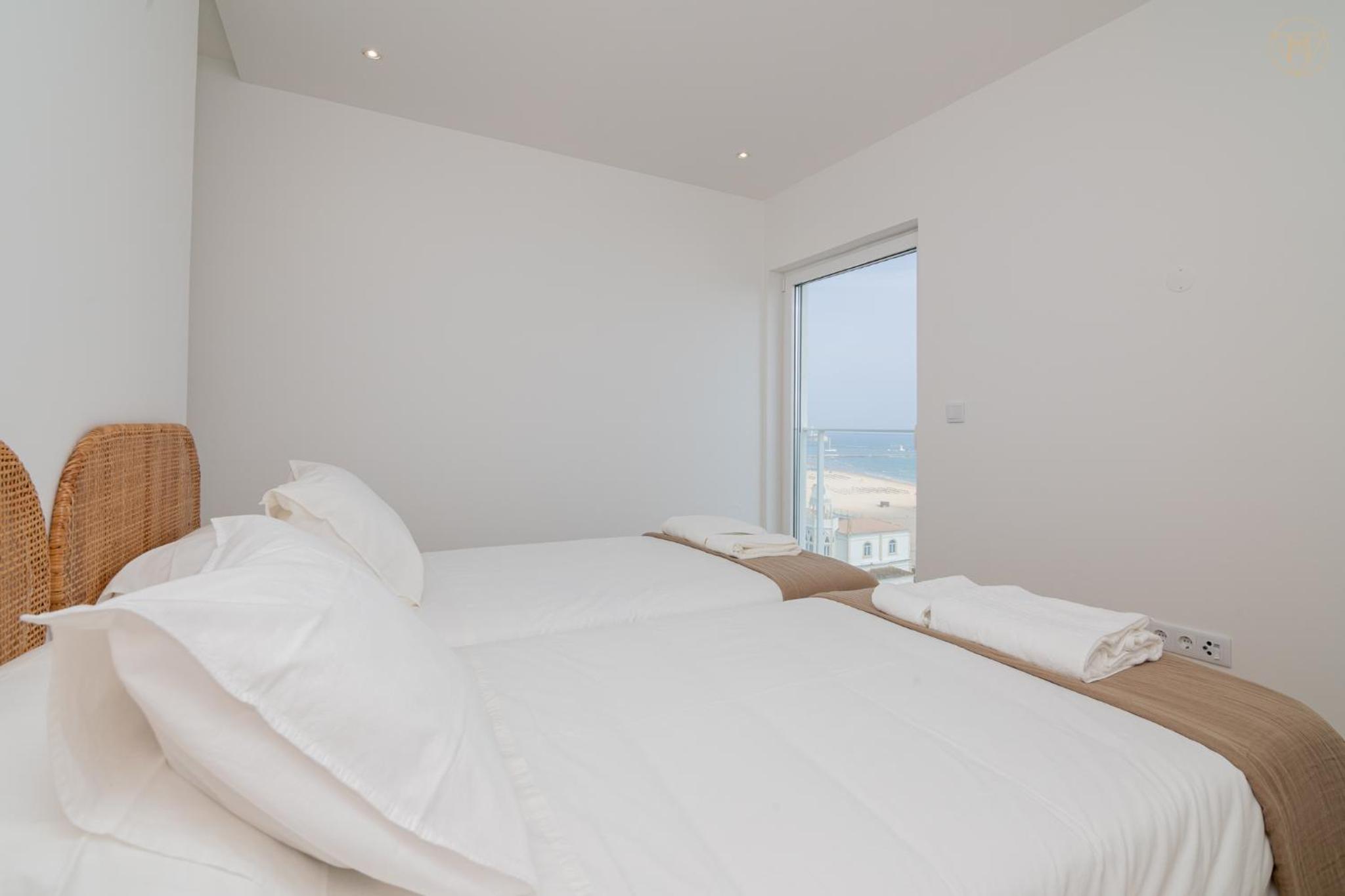 Praia da Rocha - By The Sea
