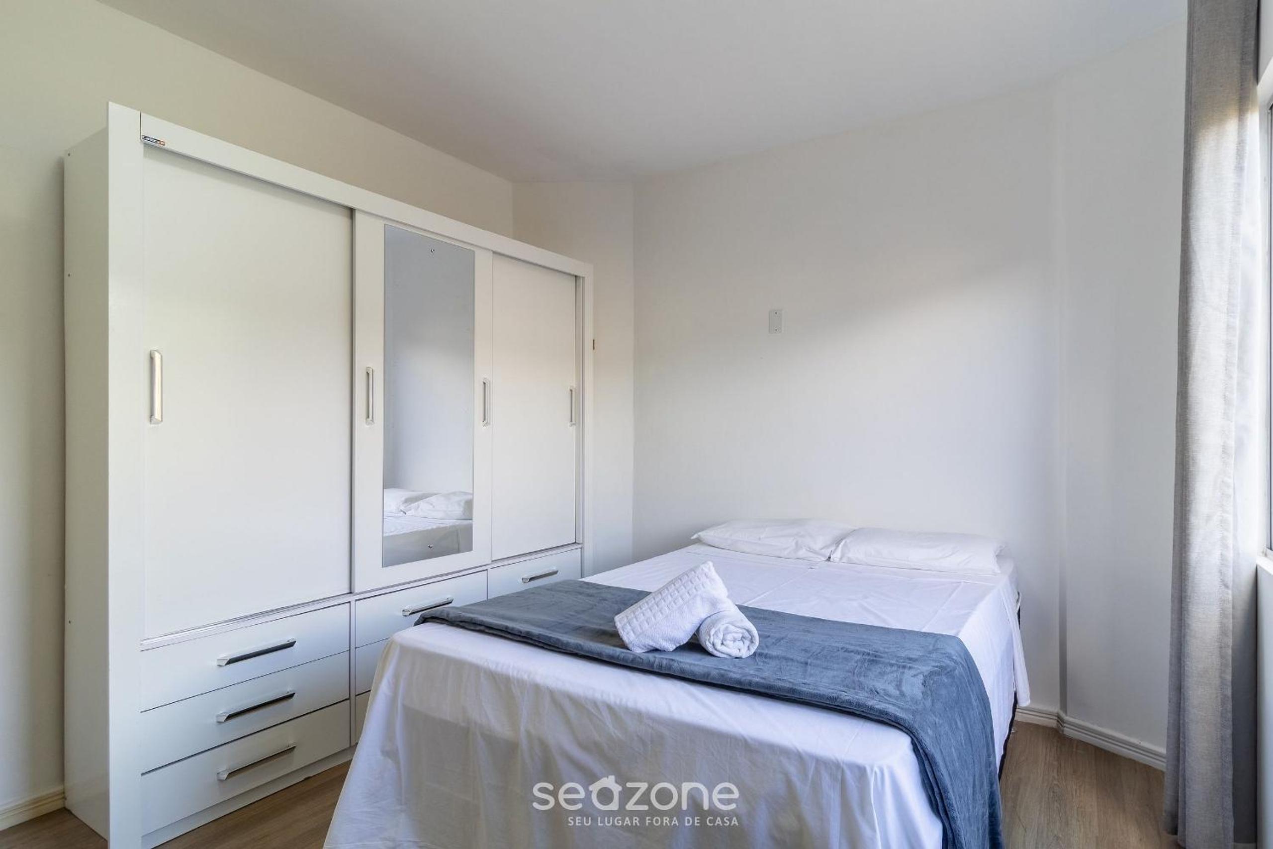 Apt 700m from Ingleses Beach MAB0203
