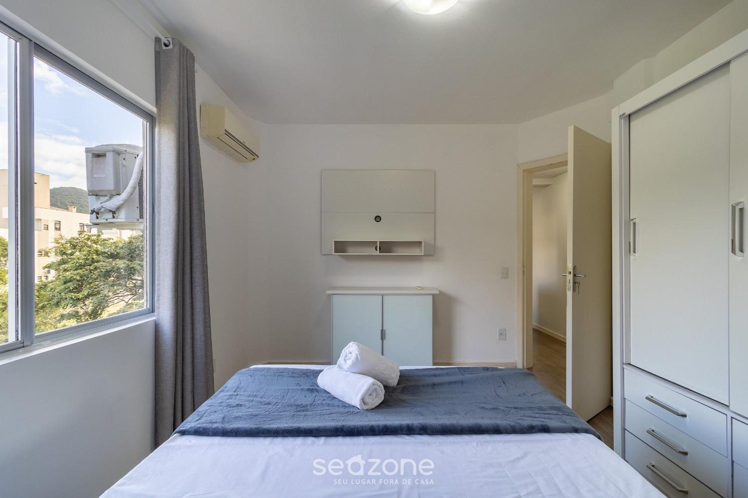Apt 700m from Ingleses Beach MAB0203