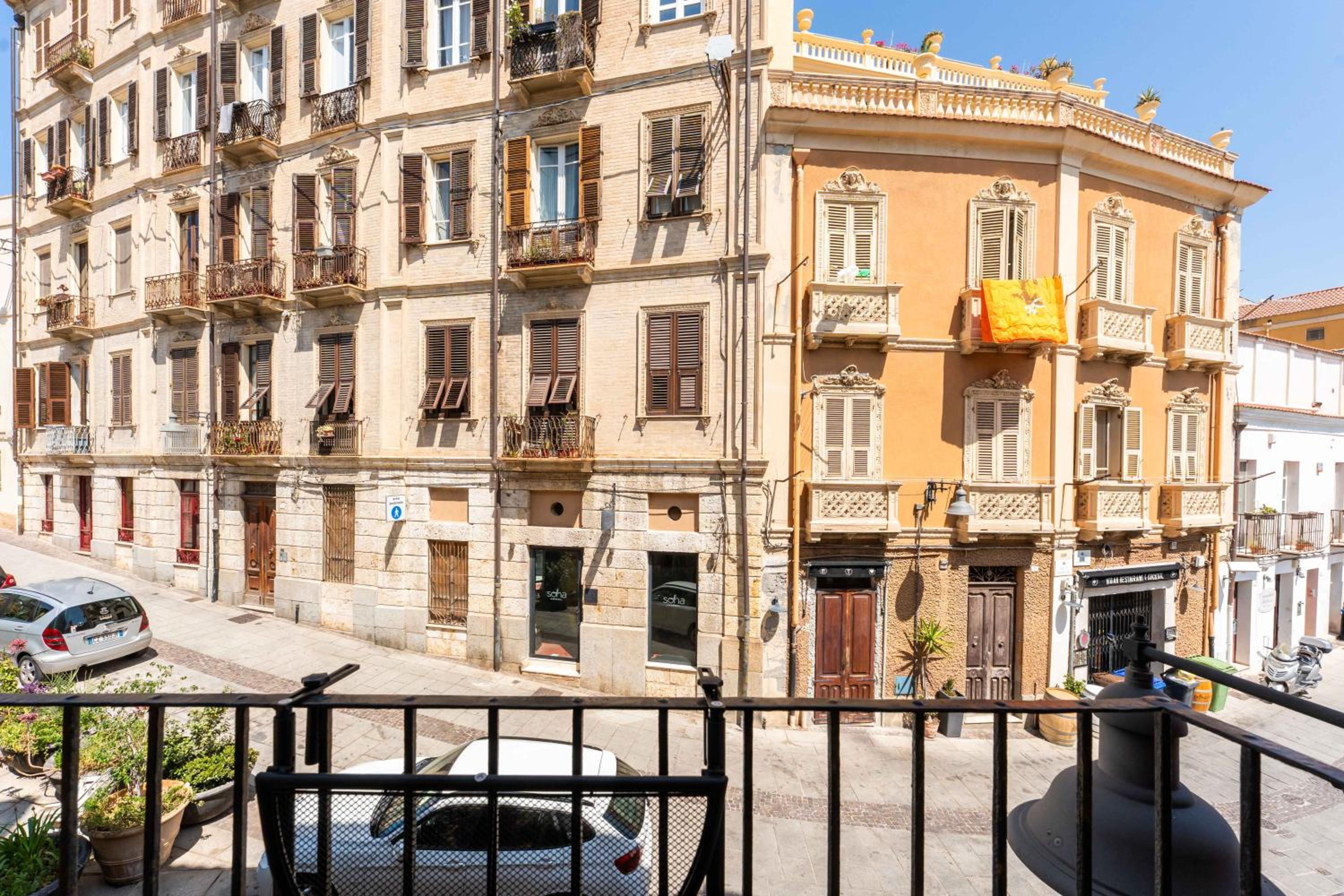 TWO Cagliari Charming House