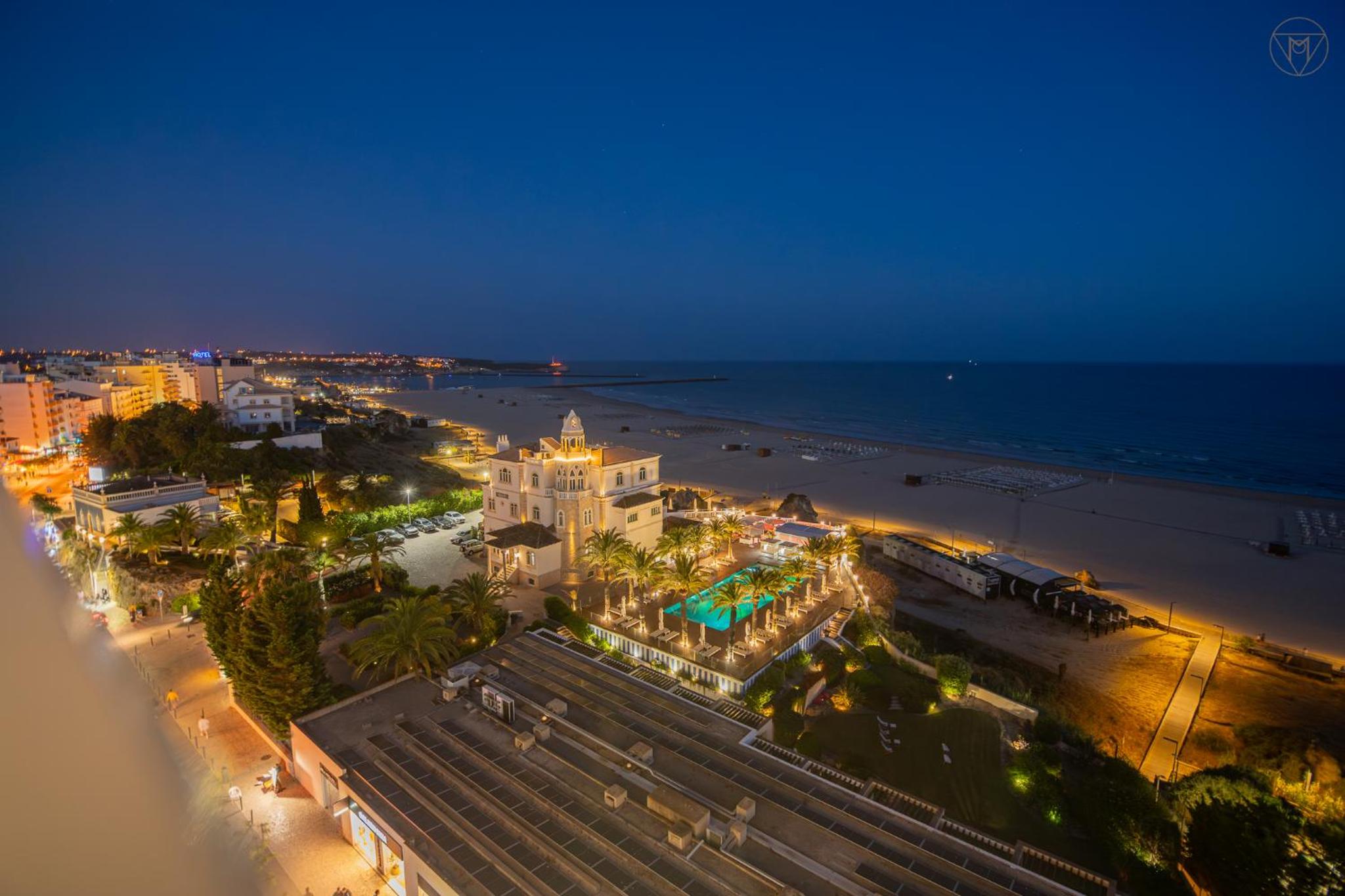 Praia da Rocha - By The Sea