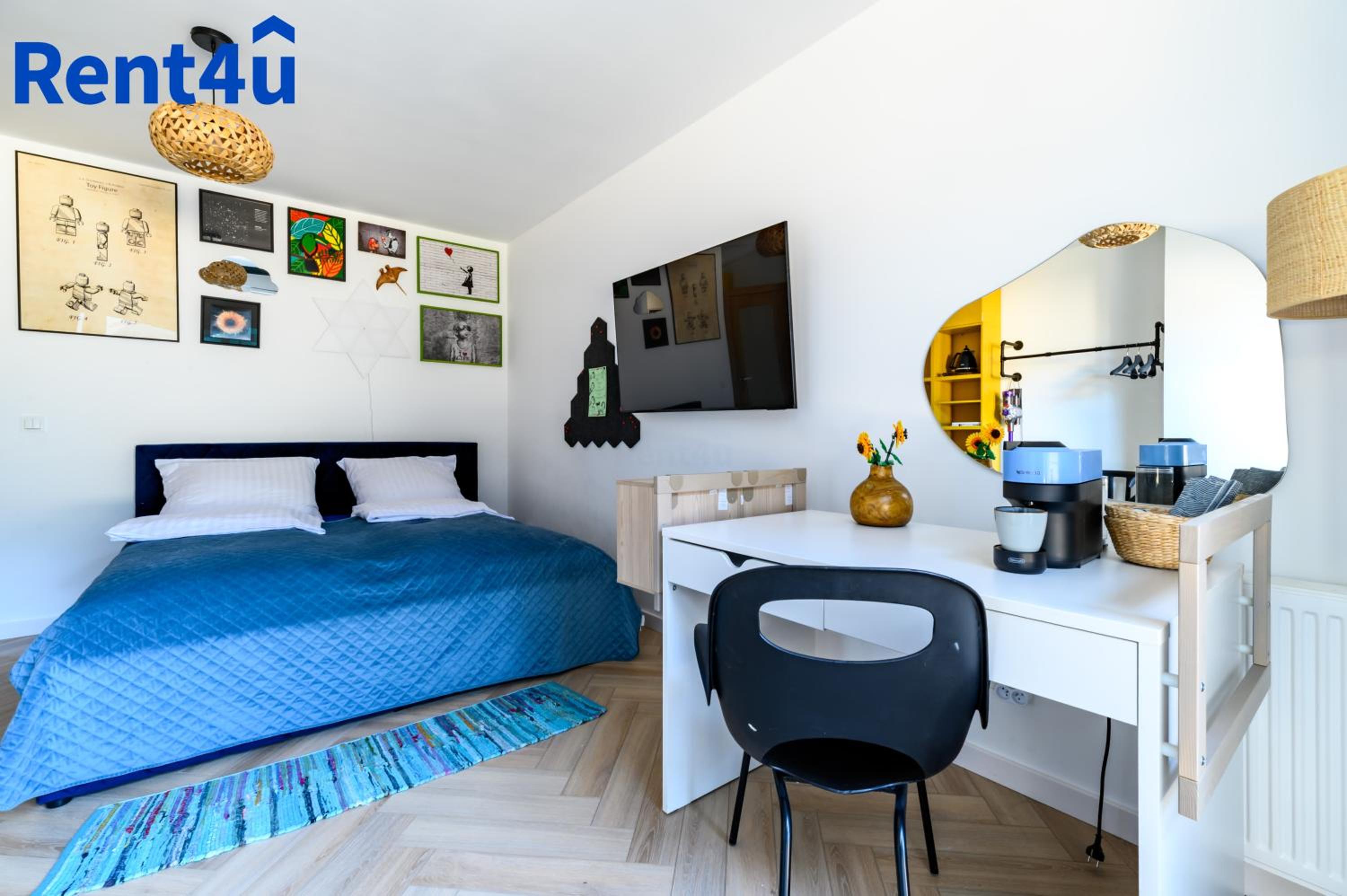 Centaurus 15 by RENT4YOU