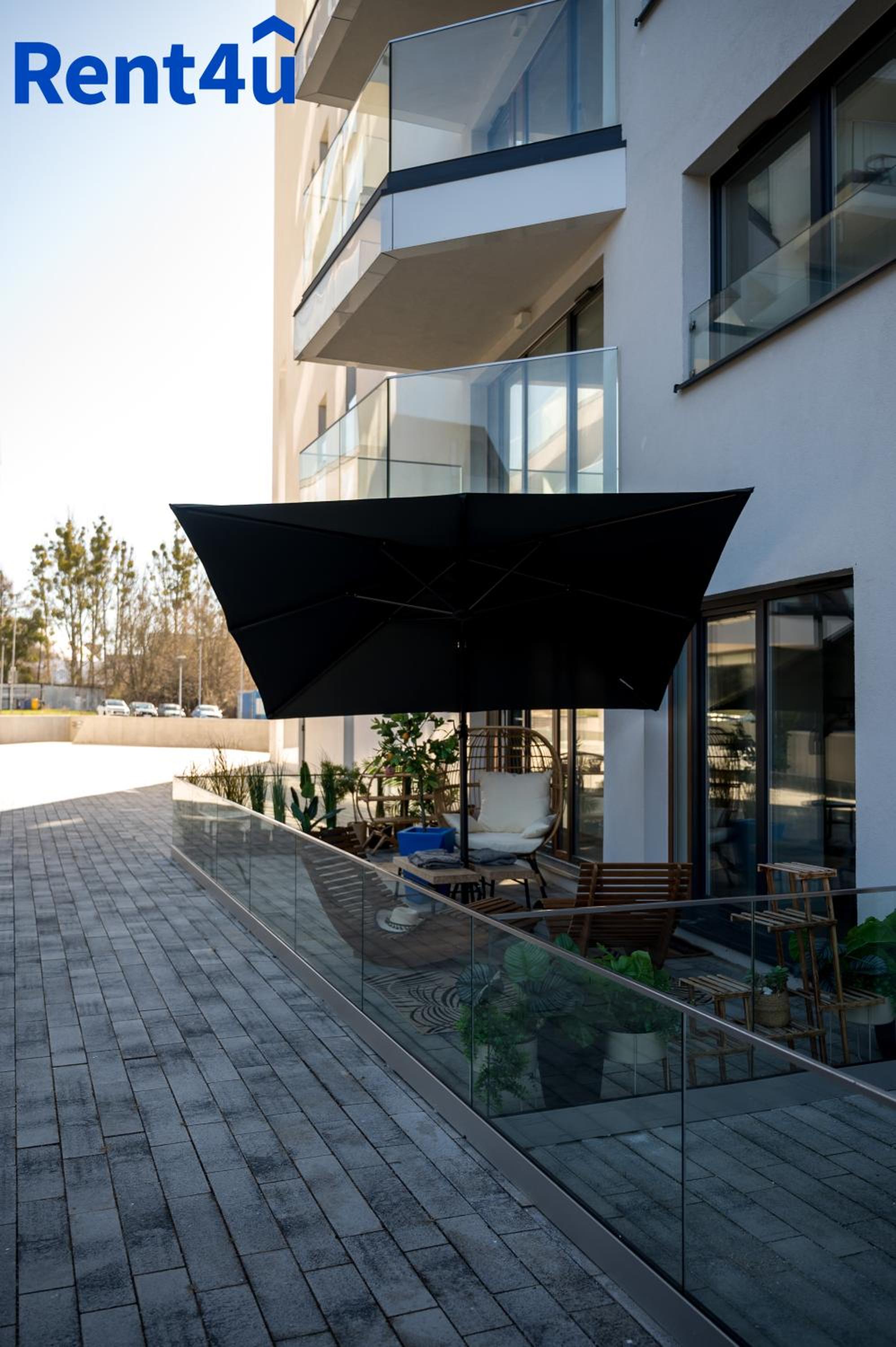 Centaurus 15 by RENT4YOU
