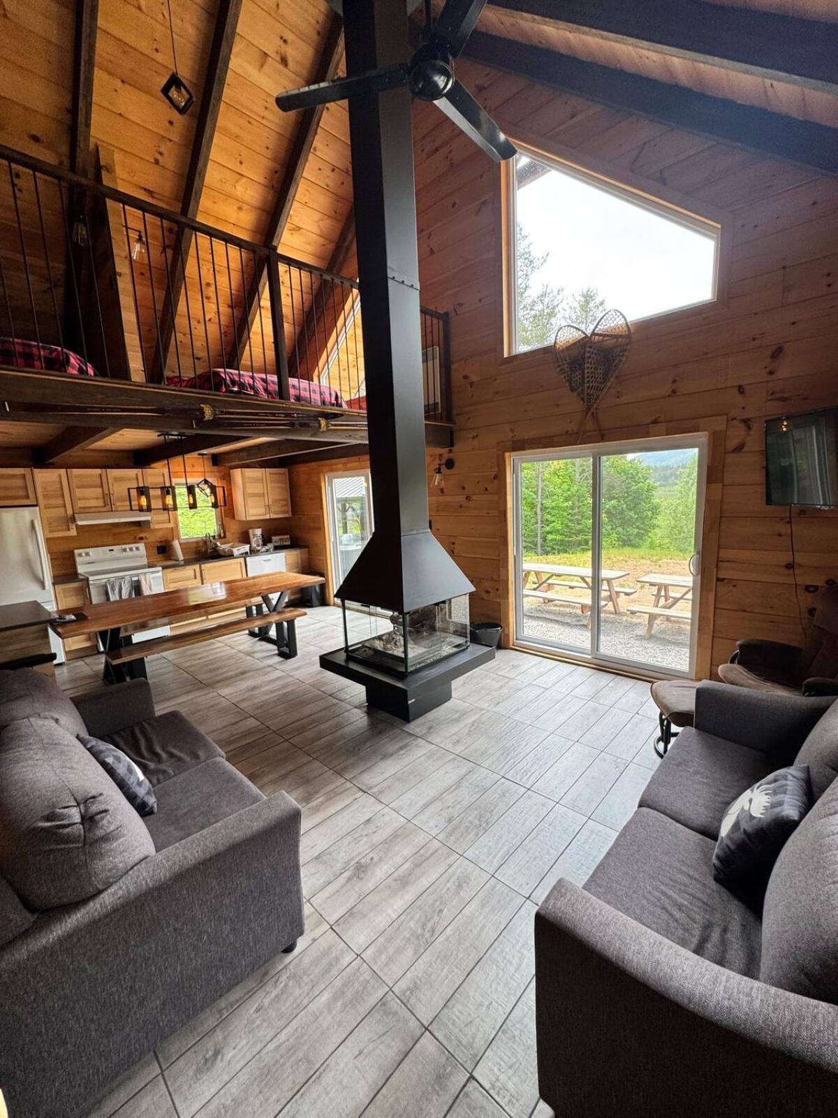 Chalet bois rond, Spa, rivière & nature