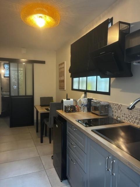 Au domaine des anges, 3 gîtes luxueux avec Jacuzzi privatif, sauna, mini-piscine, piscine extérieure chauffée en saison, photo 33
