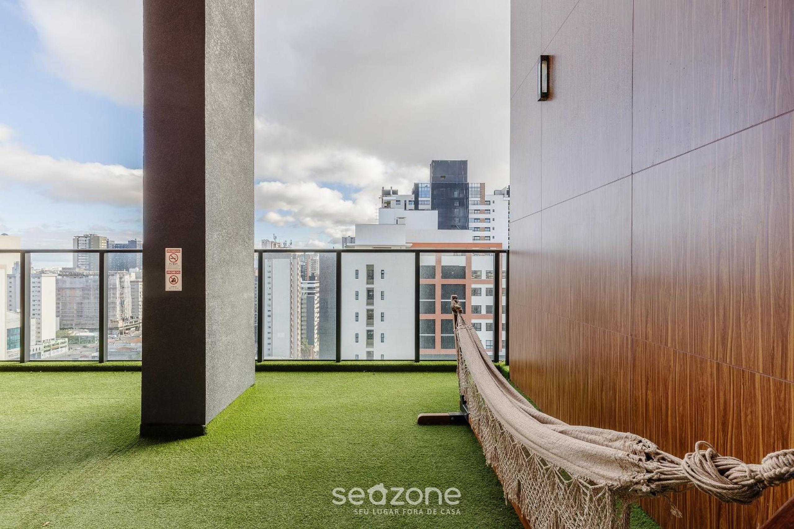 Comfortable and complete stay in downtown Curitiba - ECL