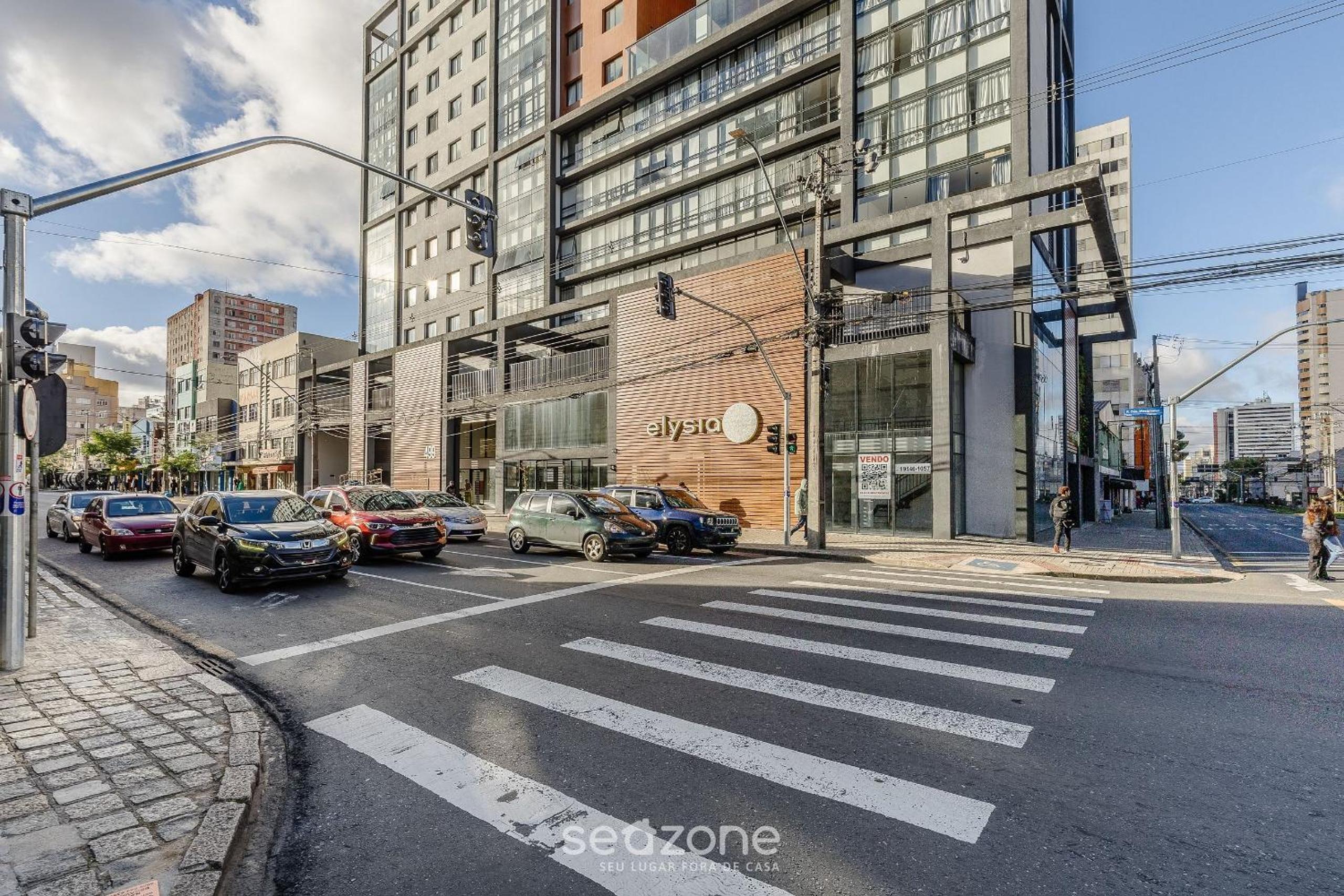 Comfortable and complete stay in downtown Curitiba - ECL
