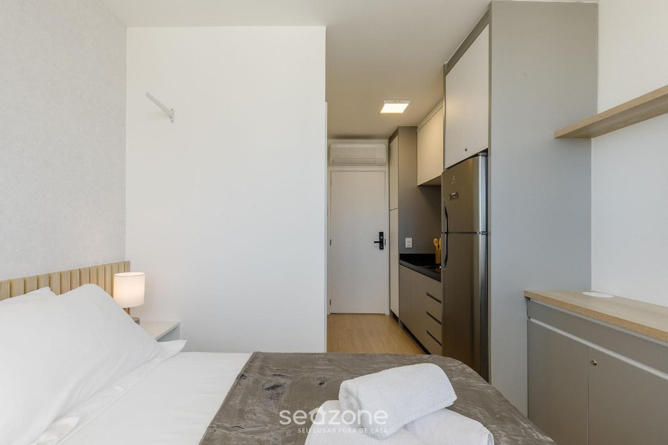 Comfortable and complete stay in downtown Curitiba - ECL