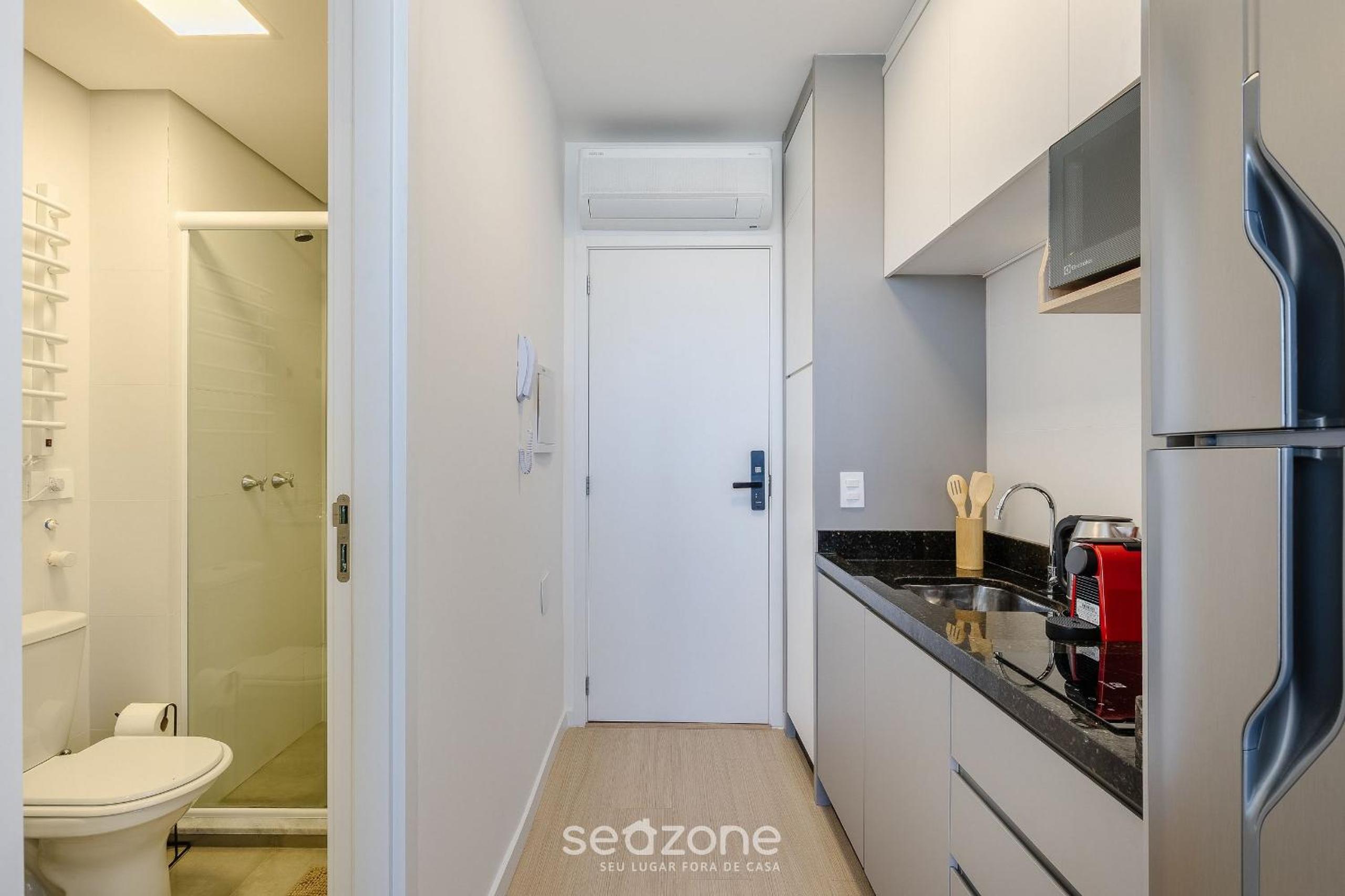 Comfortable and complete stay in downtown Curitiba - ECL