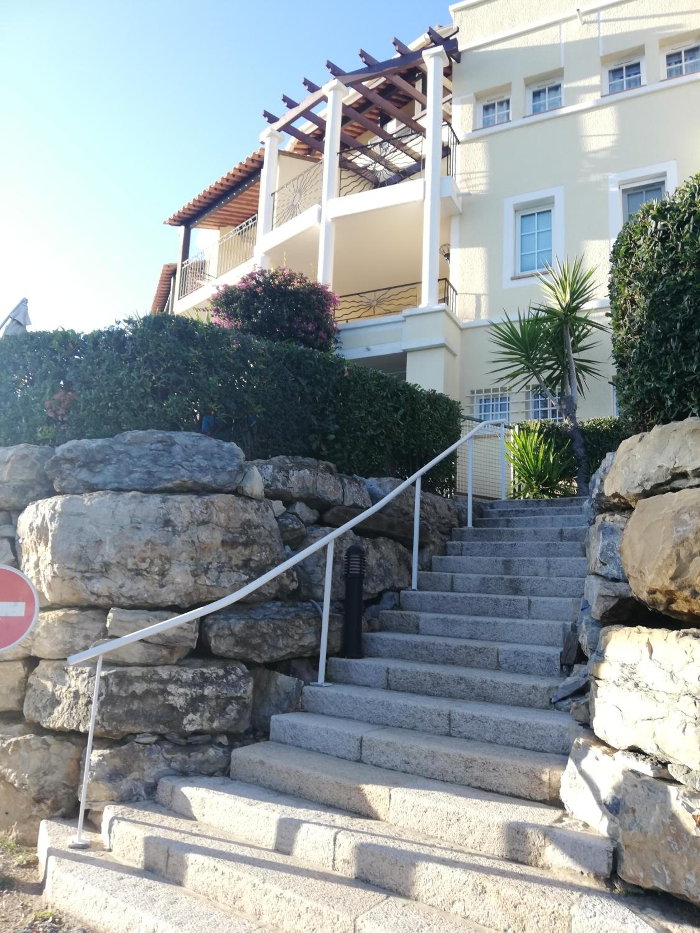 CAP ESTÉREL Famille - Multisports- Appartement 4 personnes en Rez de Jardin - vue Mer -Terrasse -Parking -