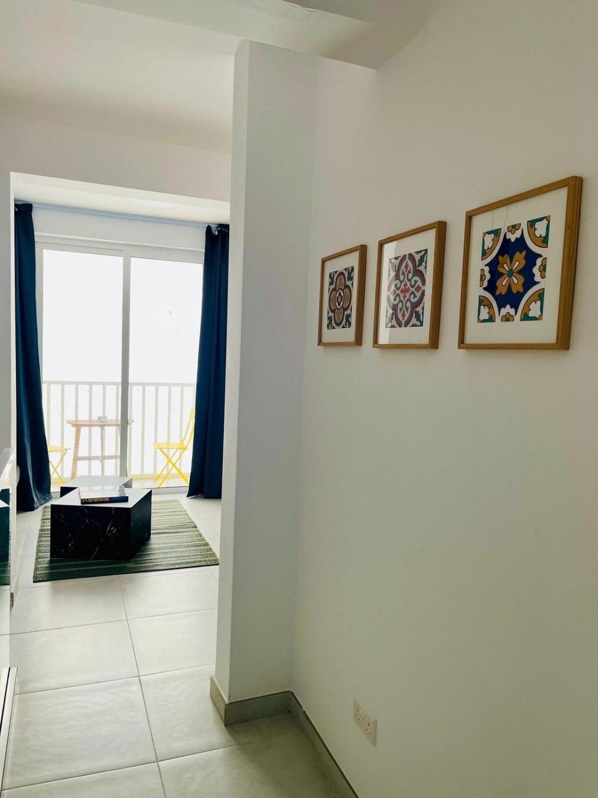 Sea View Duplex - Sliema Centre