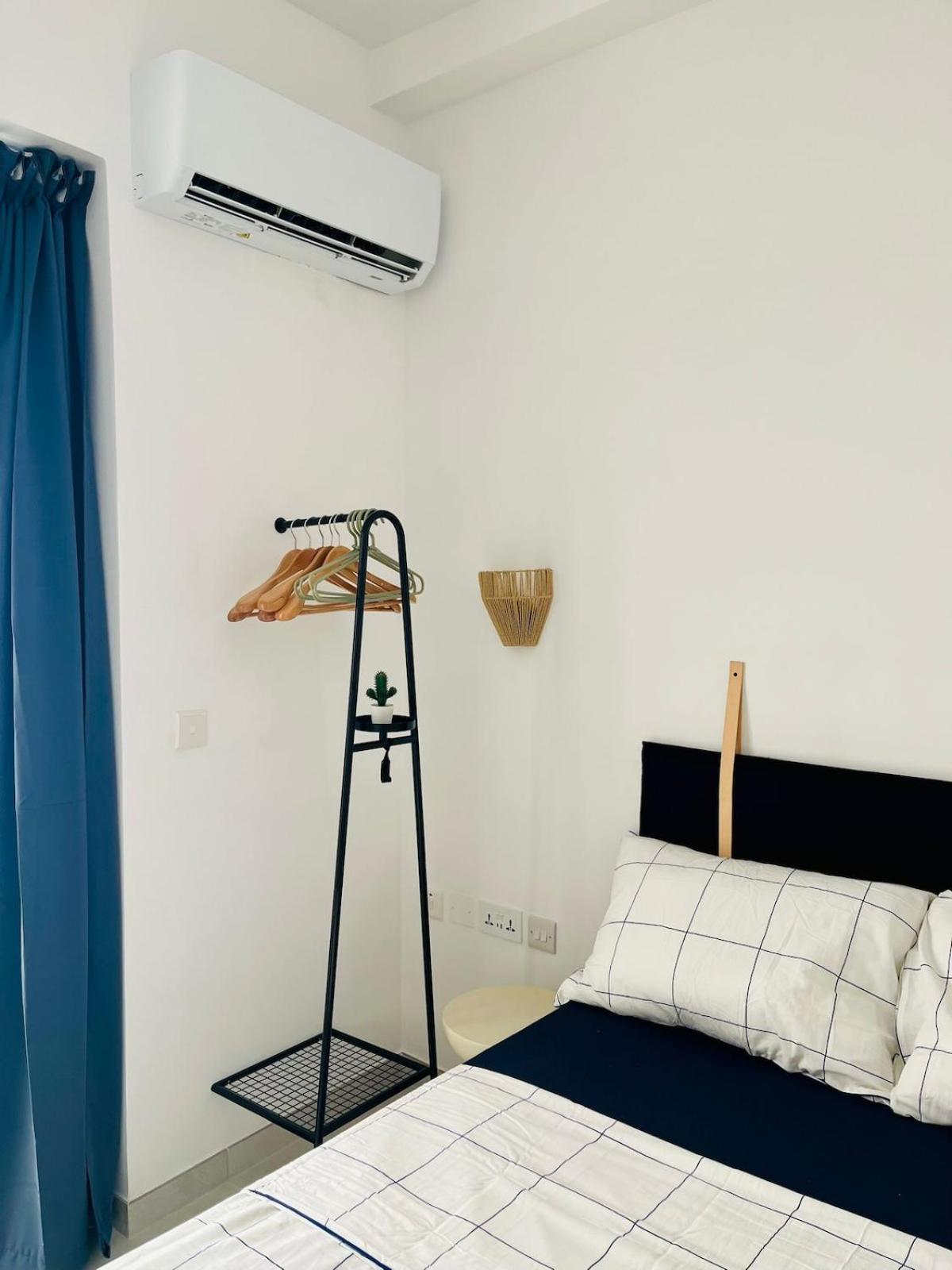 Sea View Duplex - Sliema Centre