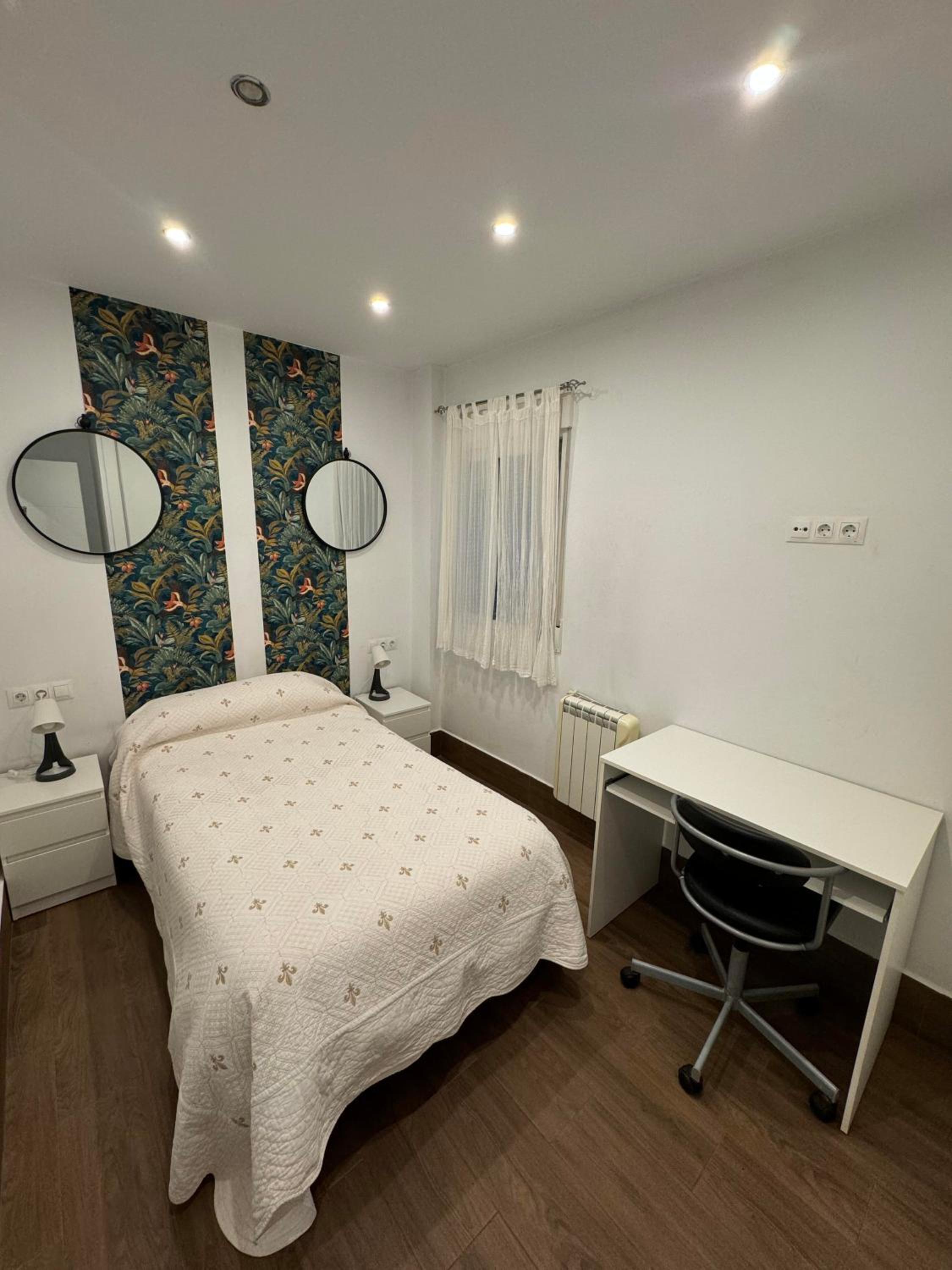 Granada Center Chueca Deluxe Apartment