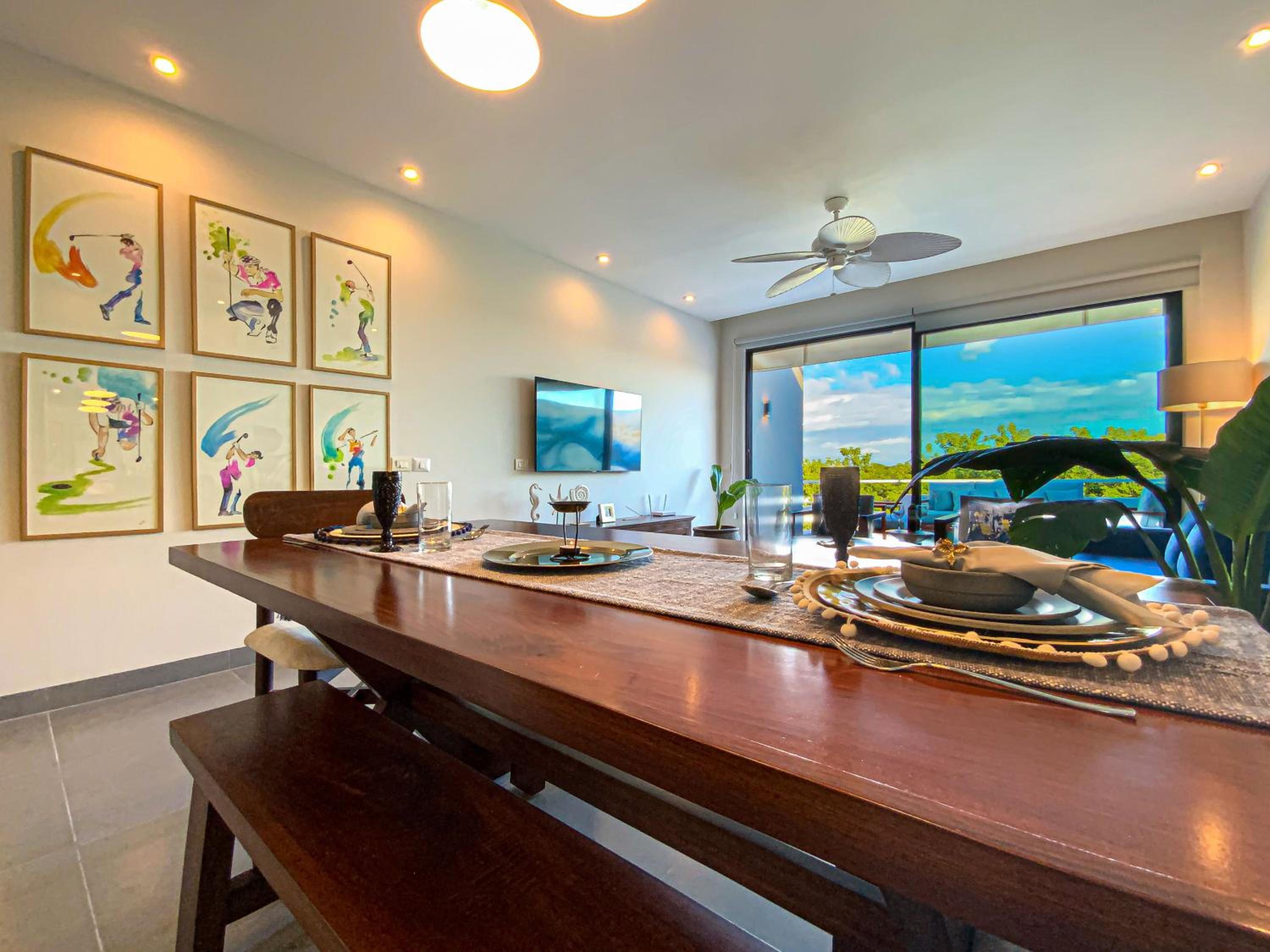 Corasol Condo with Rooftop Pools, Beach Club Access & Private Terrace