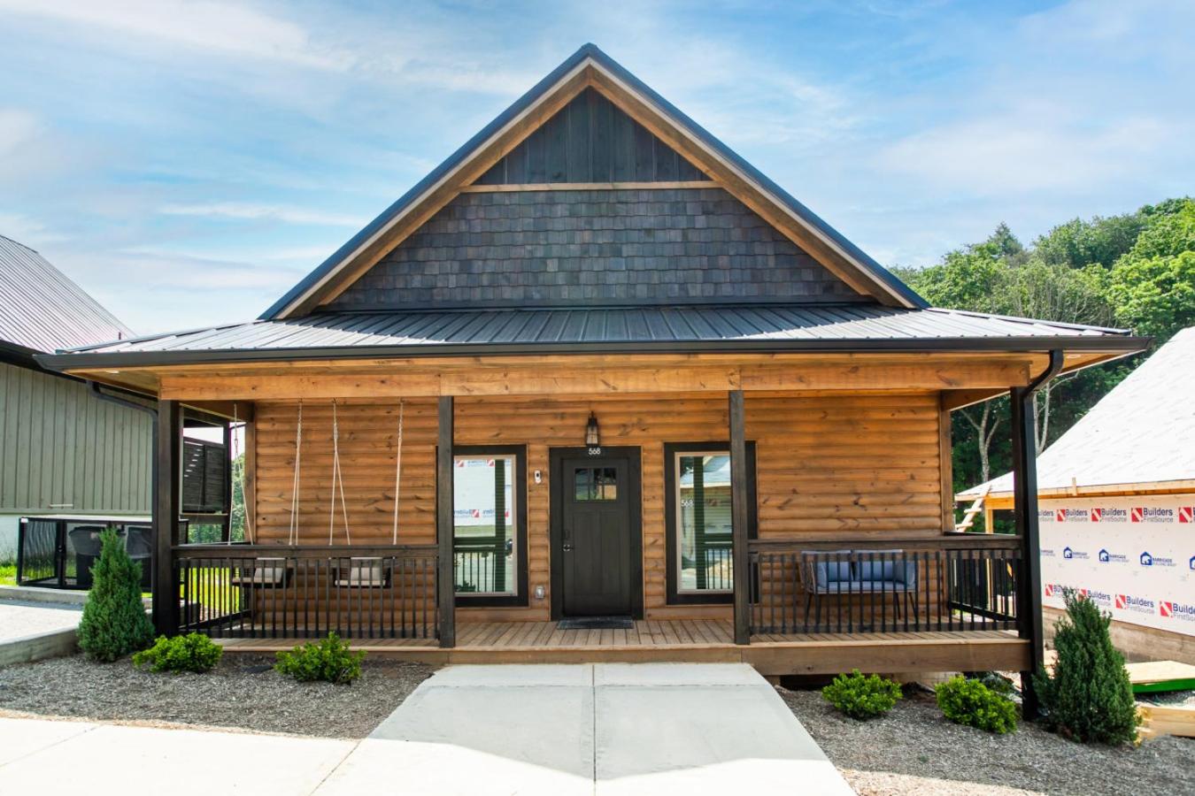 Winding Down: Modern Cabin Retreat
