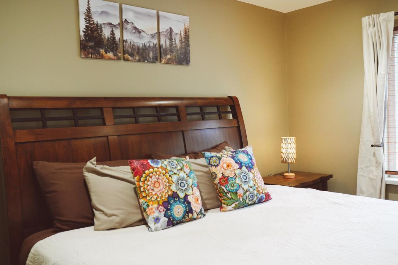 Lakeshore Lodging Apartment F